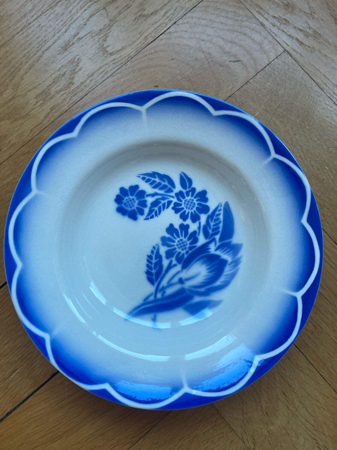 Deep plates André Sarreguemines Digoin blue flowers