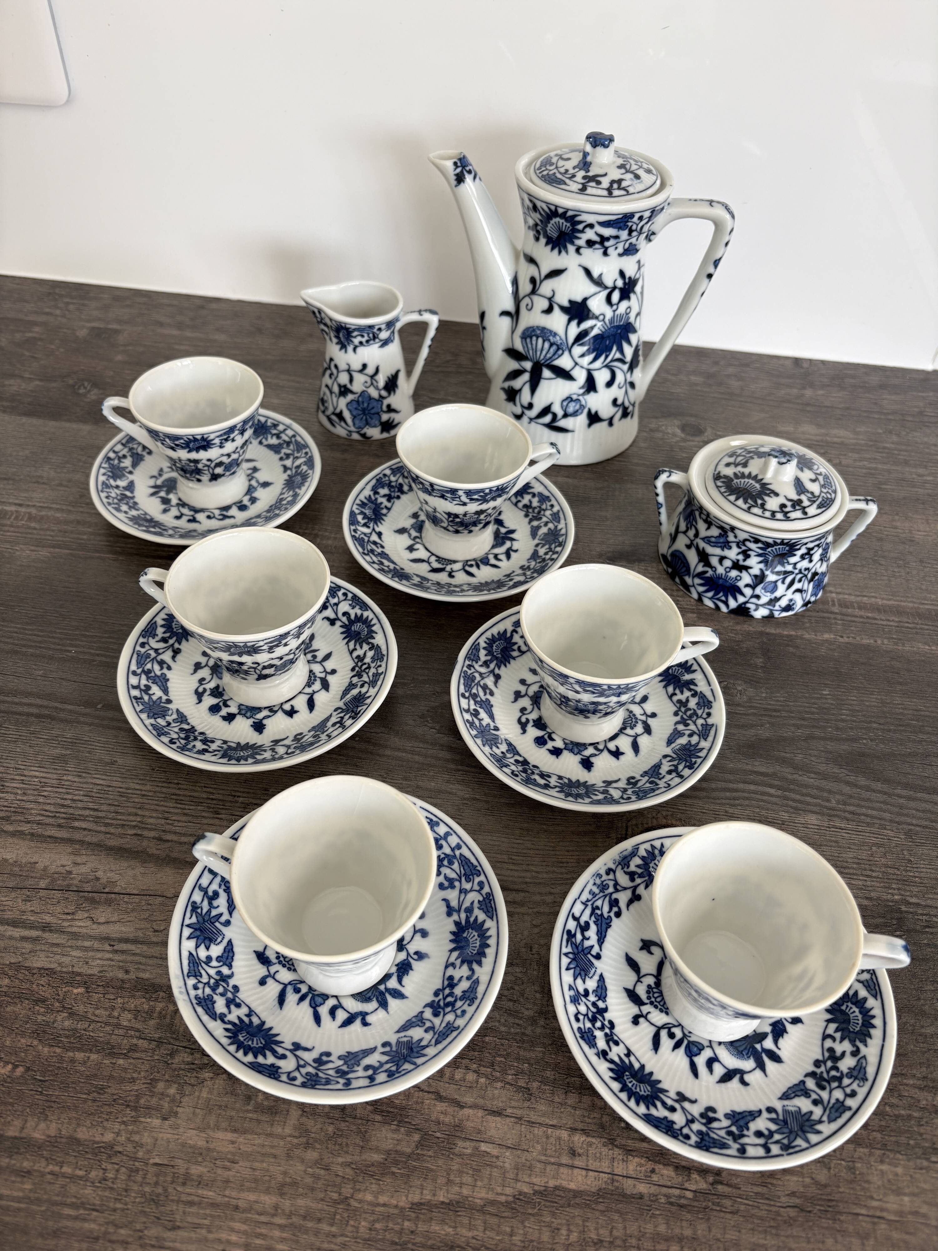 Maruhachi China Vintage Japanese Porcelain Service