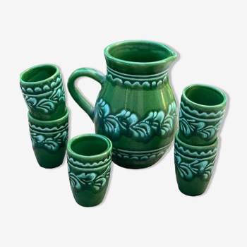 Broc set and green cups