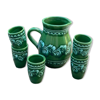 Broc set and green cups
