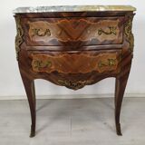 Commode sauteuse galbé Louis XV