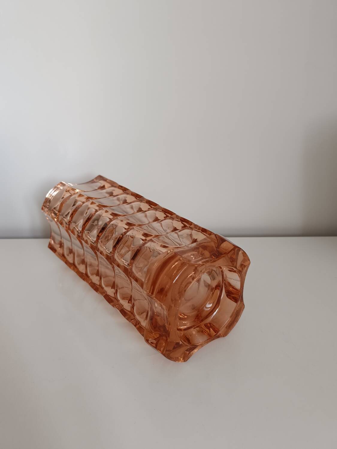 Large vintage Windsor vase