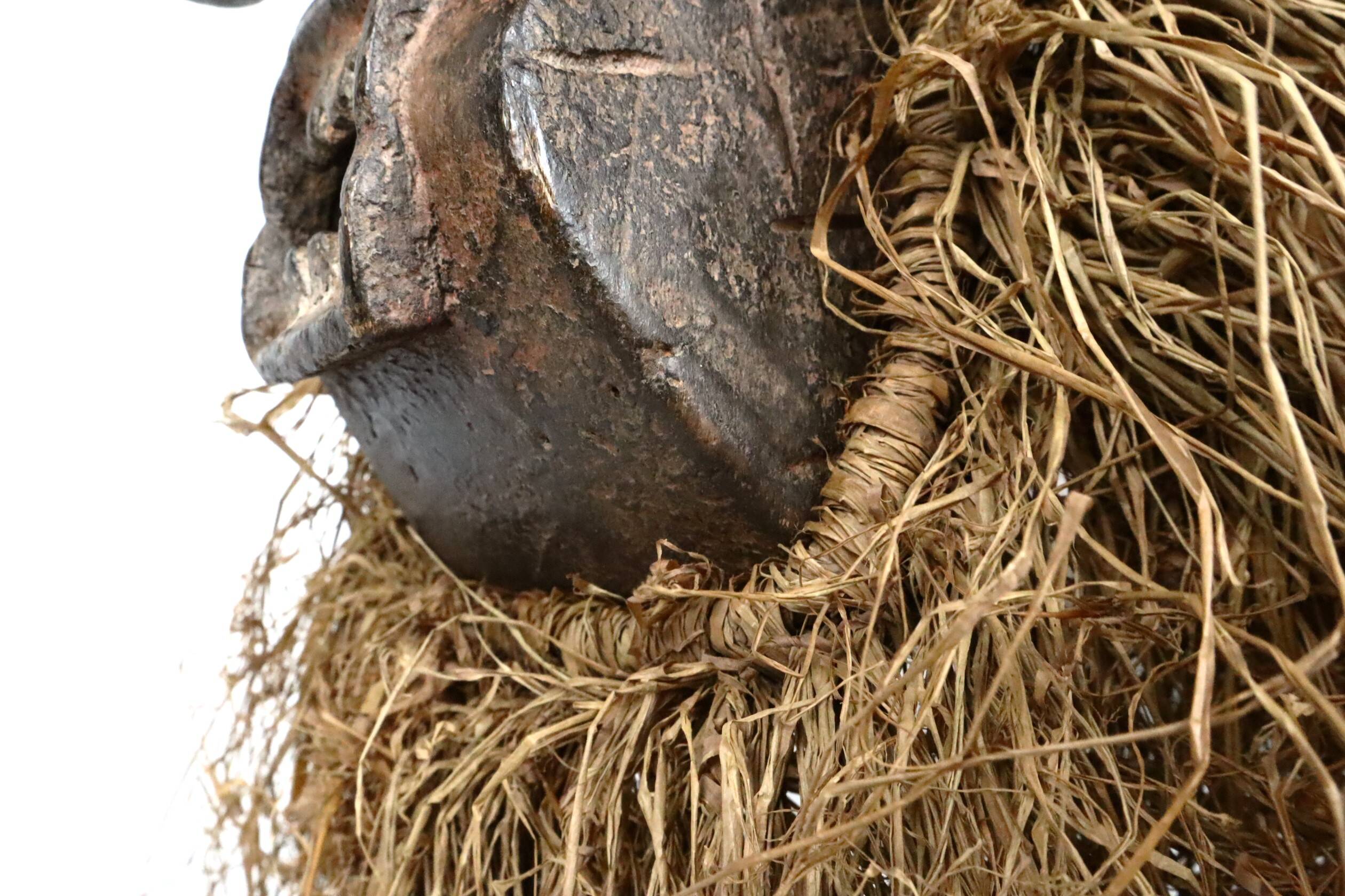 Suku-Yaka Kakuungu Congo mask