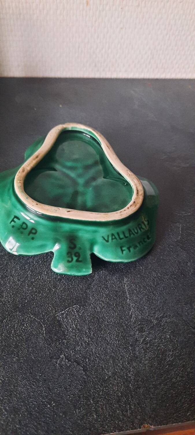 Vallauris salt and pepper shaker