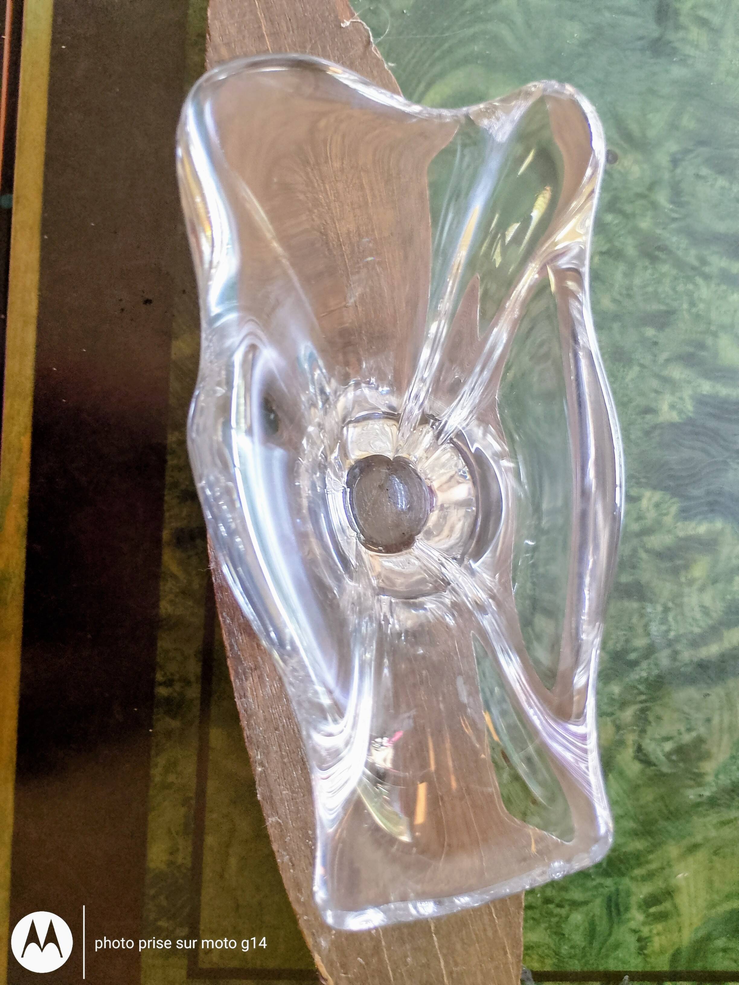 Crystal vase from Daum France – Authentic and signed – Perfect condition