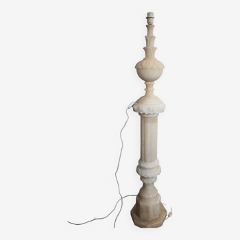 Alabaster column lamp