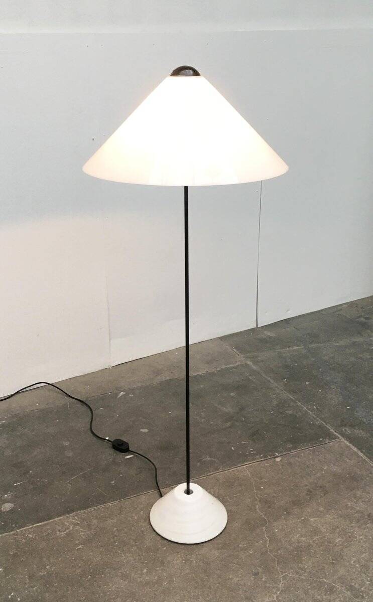 Mid-Century Snow floor lamp by Vico Magistretti for Oluce, 1970s