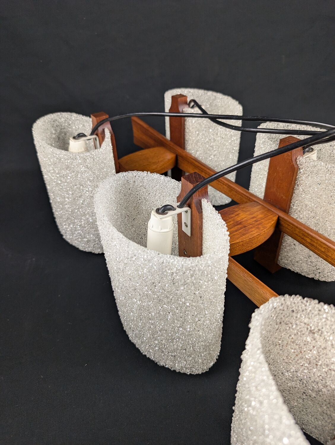 Scandinavian 6-light pendant light in teak and frosted perspex, 1960