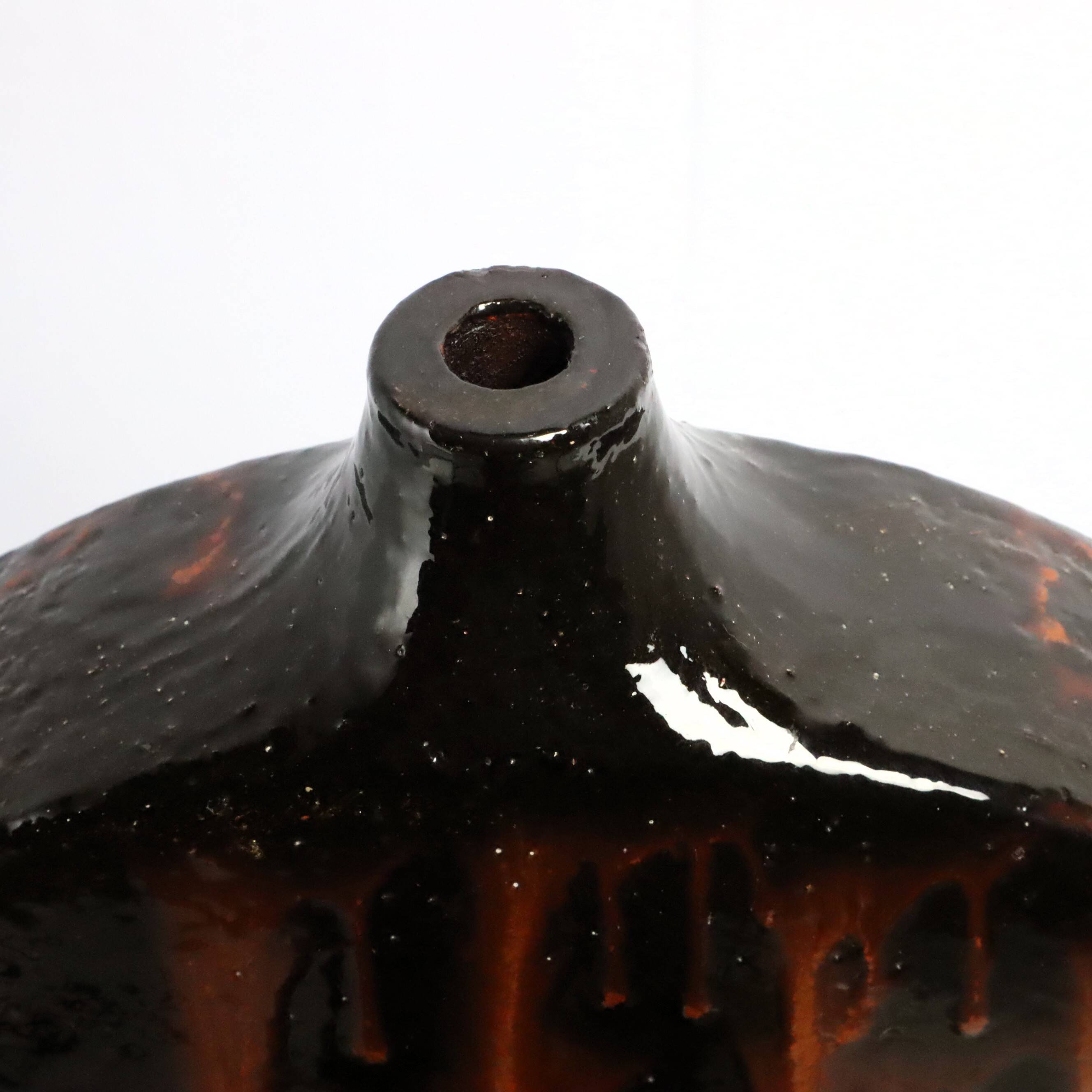 Lenticular vase in the style of Juliette Derel 1950