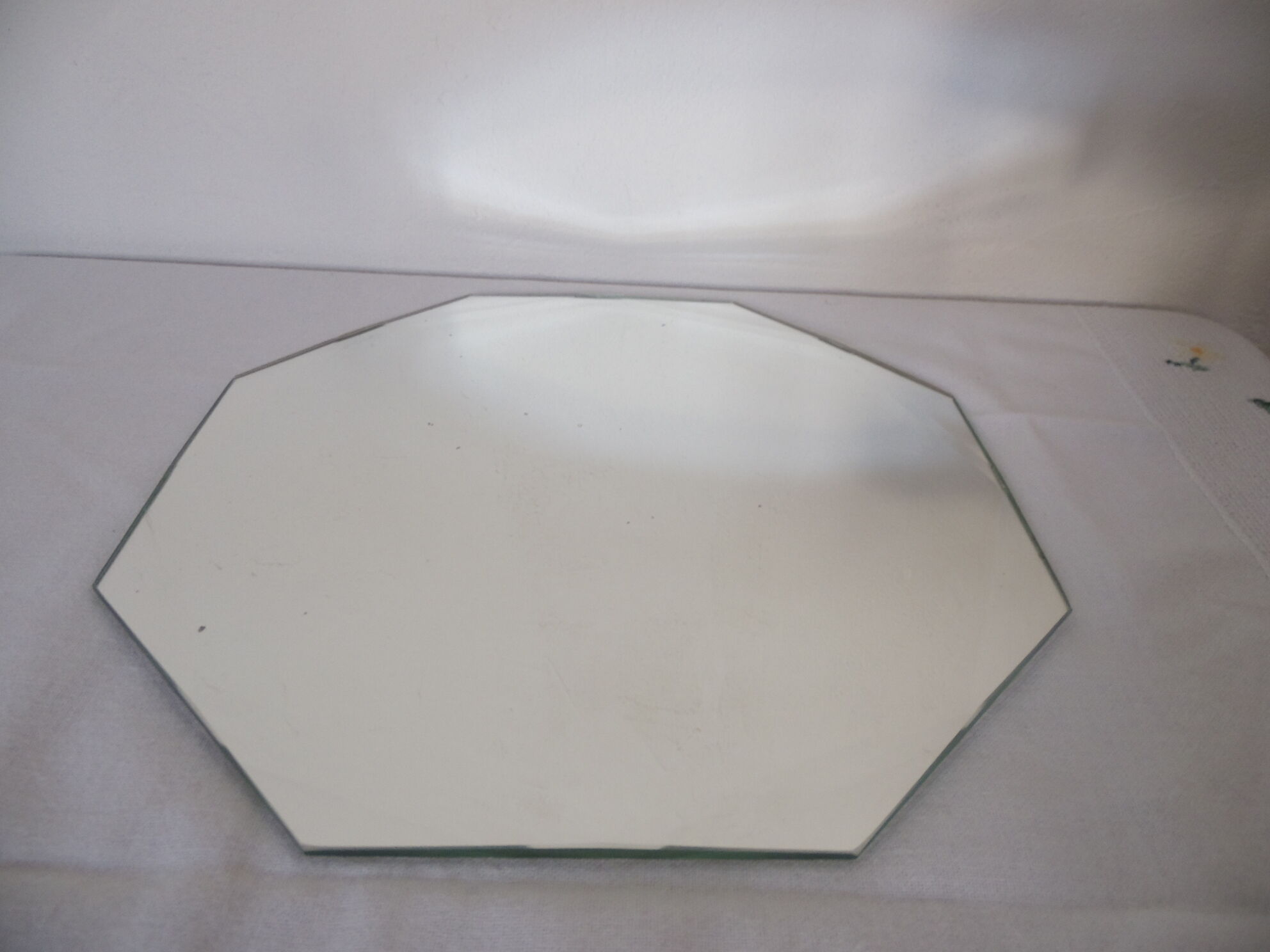 Beveled octagonal table mirror 13x30cm