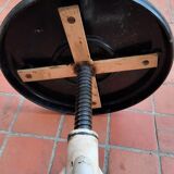 Tabouret à vis métal et bakélite