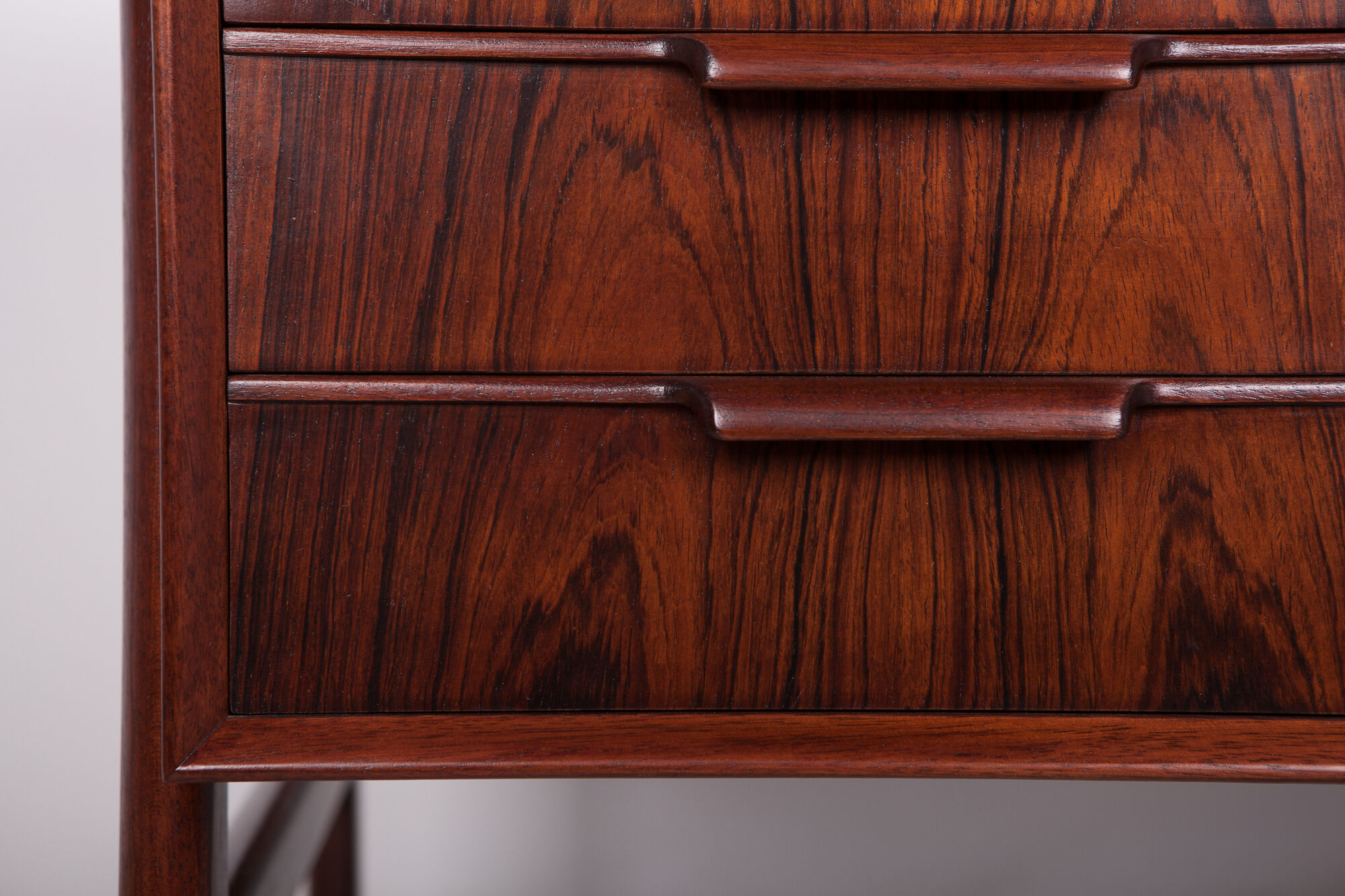 Bureau en bois model 75 Desk de Omann Jun années 1960