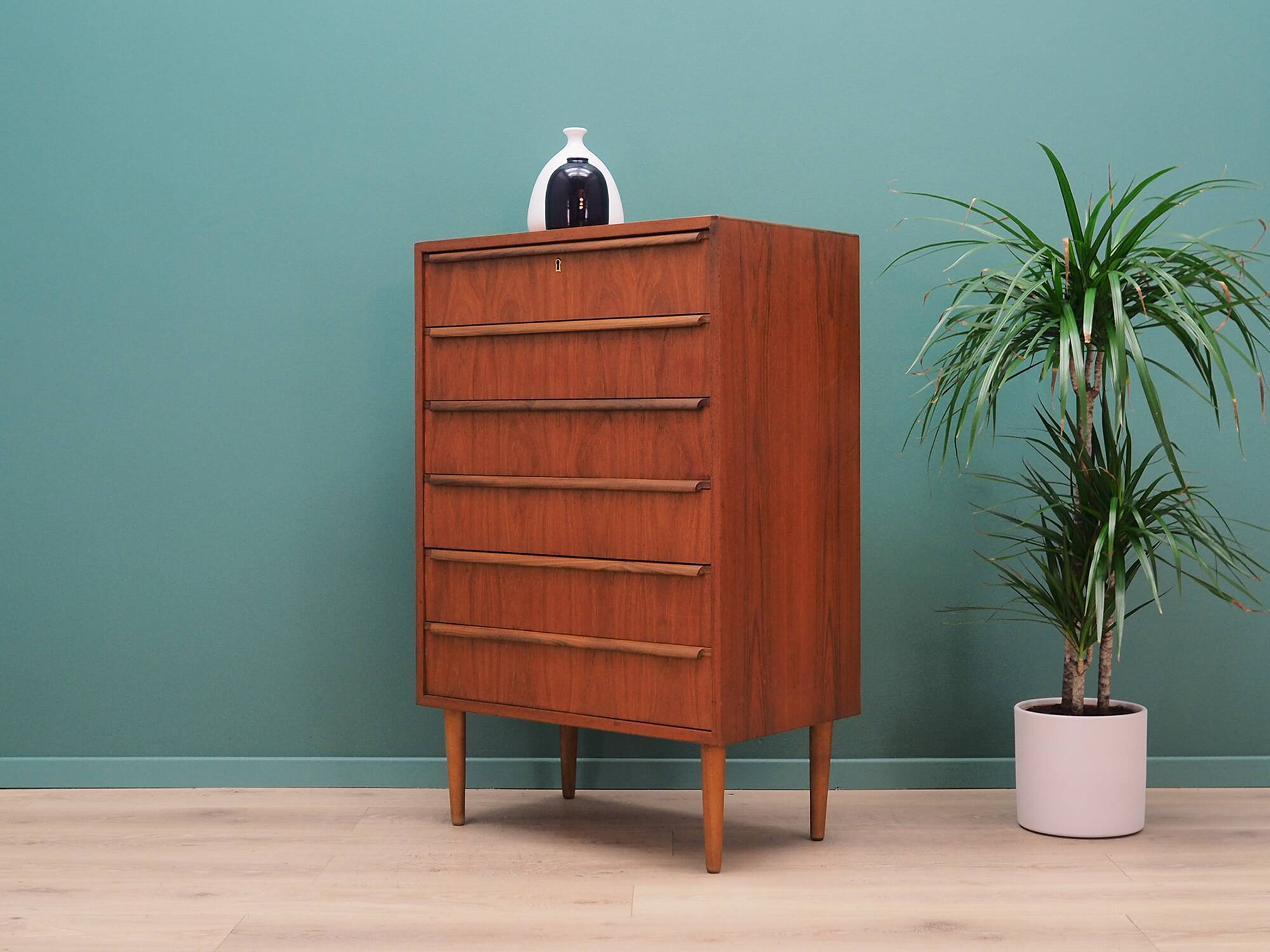 Teak chest of drawers, Danish design, 1970s, designer: Ahlström Osakeyhitö