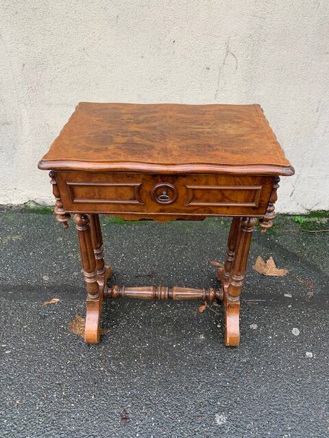 Worker Napoleon III in walnut