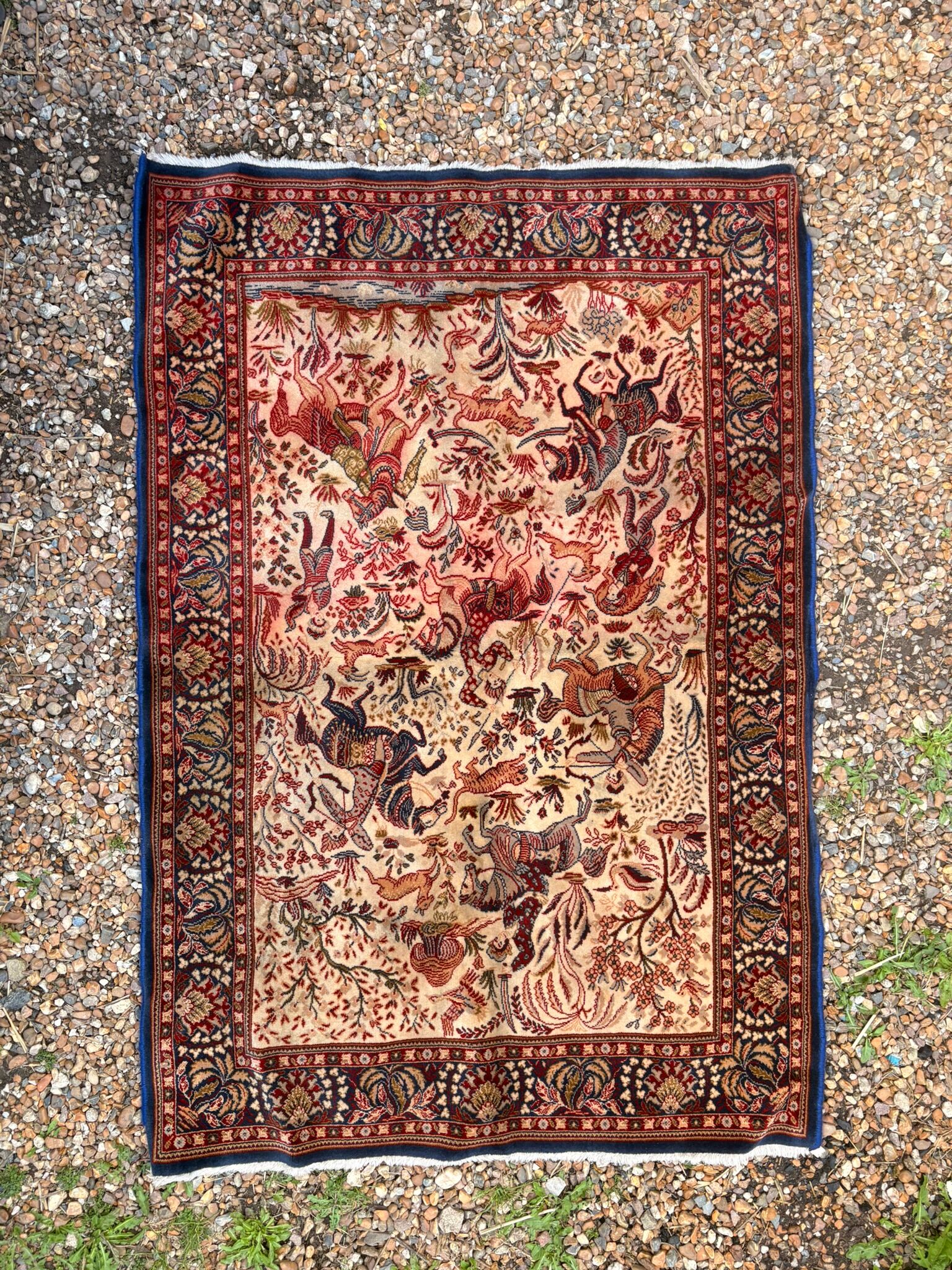 Tapis persan ispahan fait main scène chasse royale laine coton 160x110cm