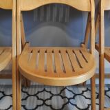 Chaises pliantes bois verni estampillées otk n°23