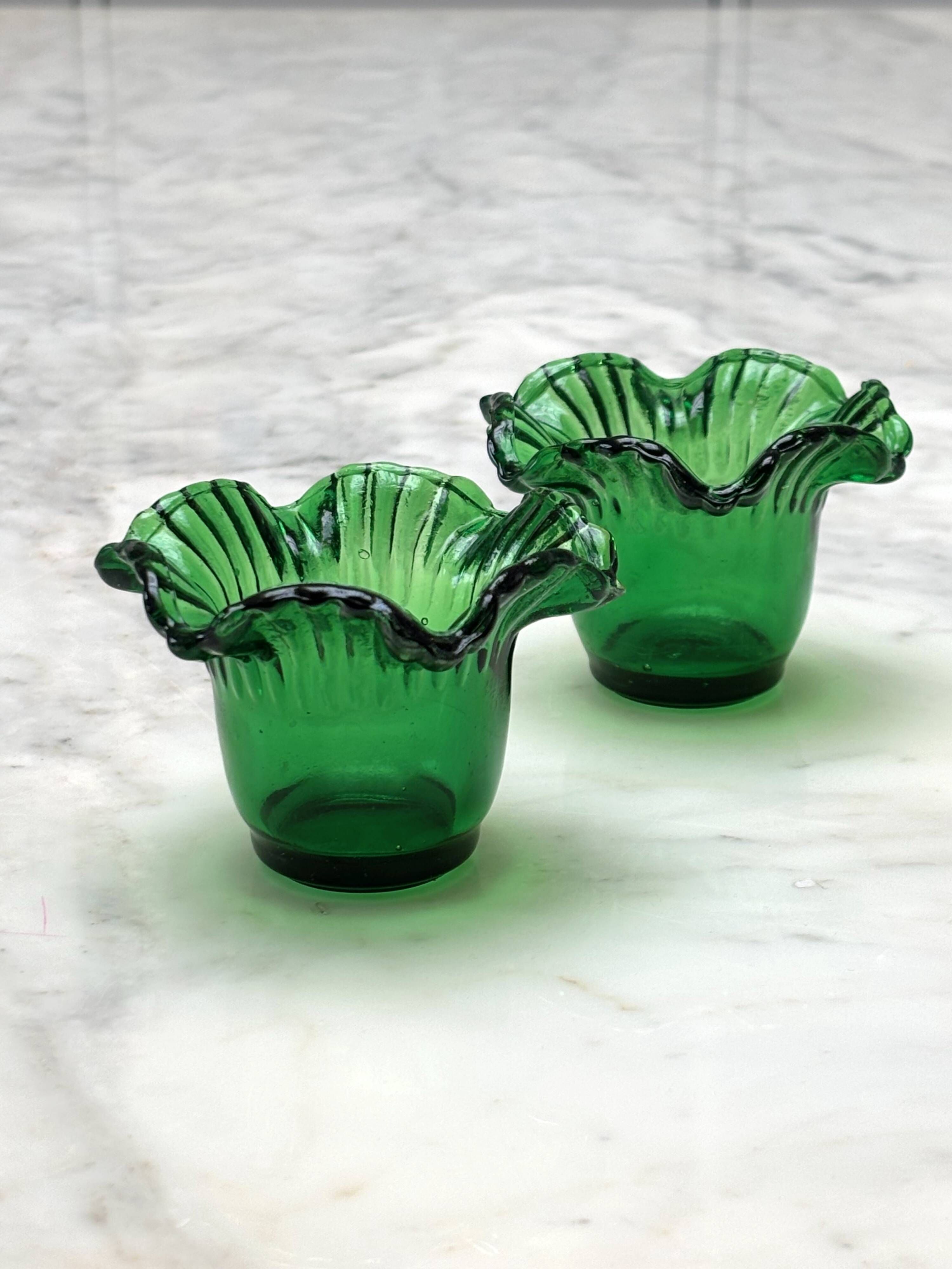 Pair of Green Blown Glass Candle Holders – Corolla Shape