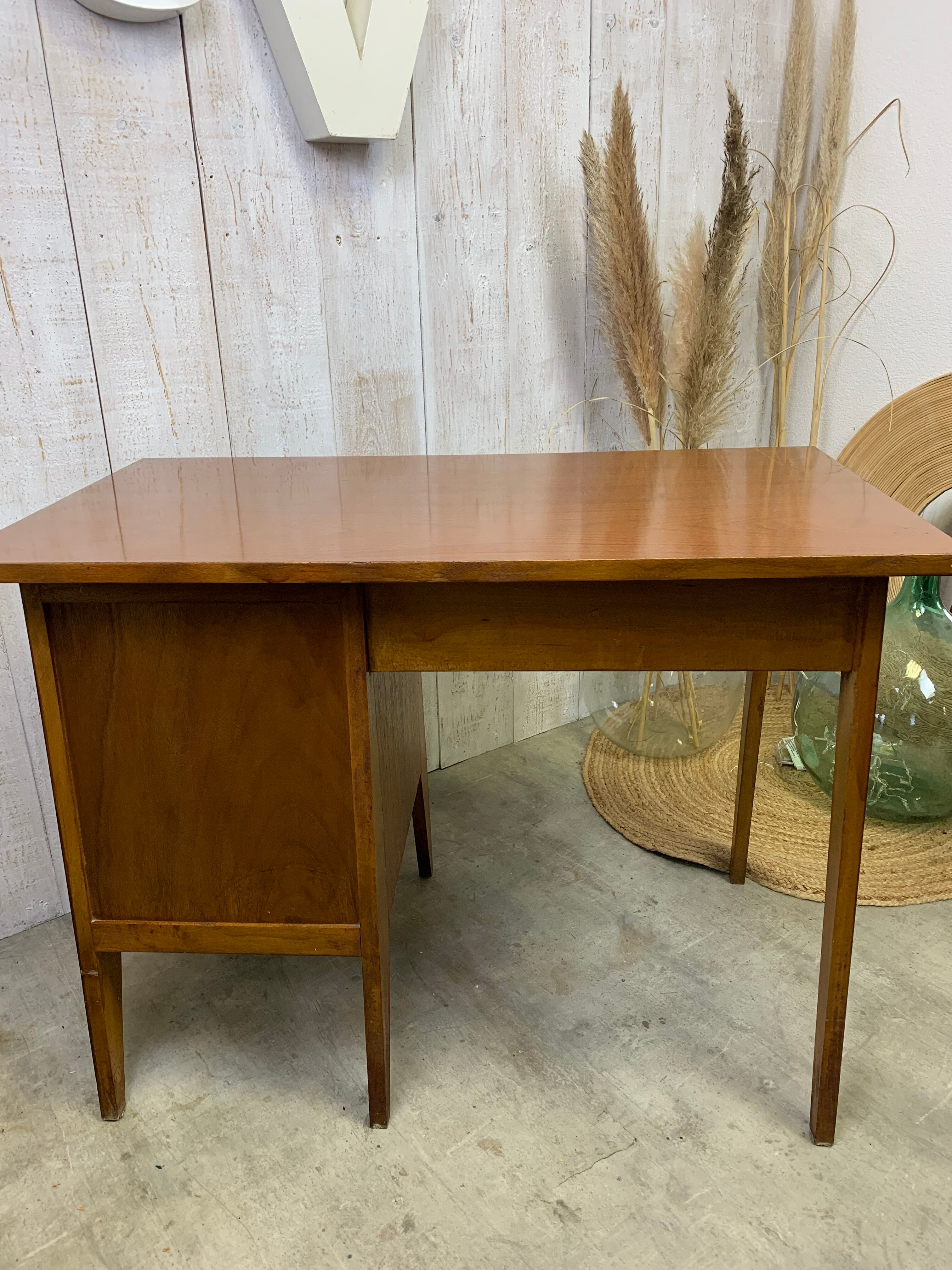 Bureau vintage