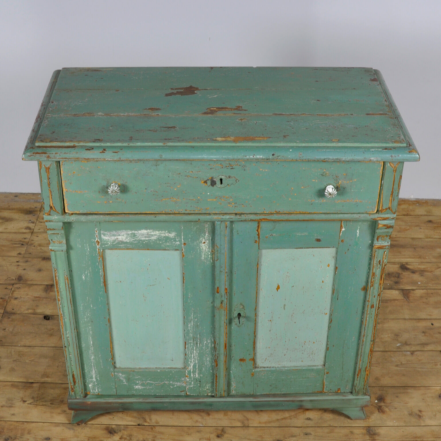 Vintage Pine buffet 1930's