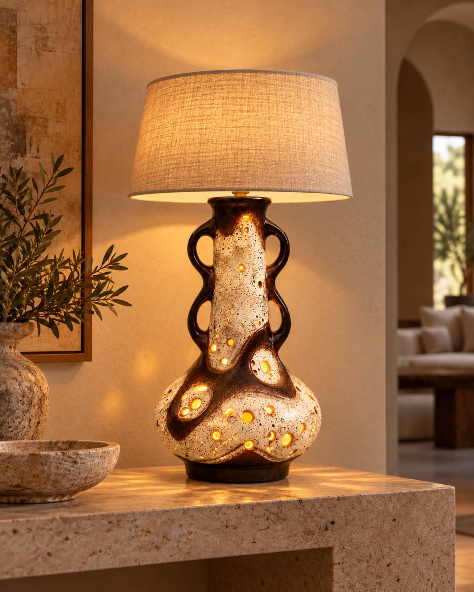 Grand pied de lampe Fat Lava ajouré années 70
