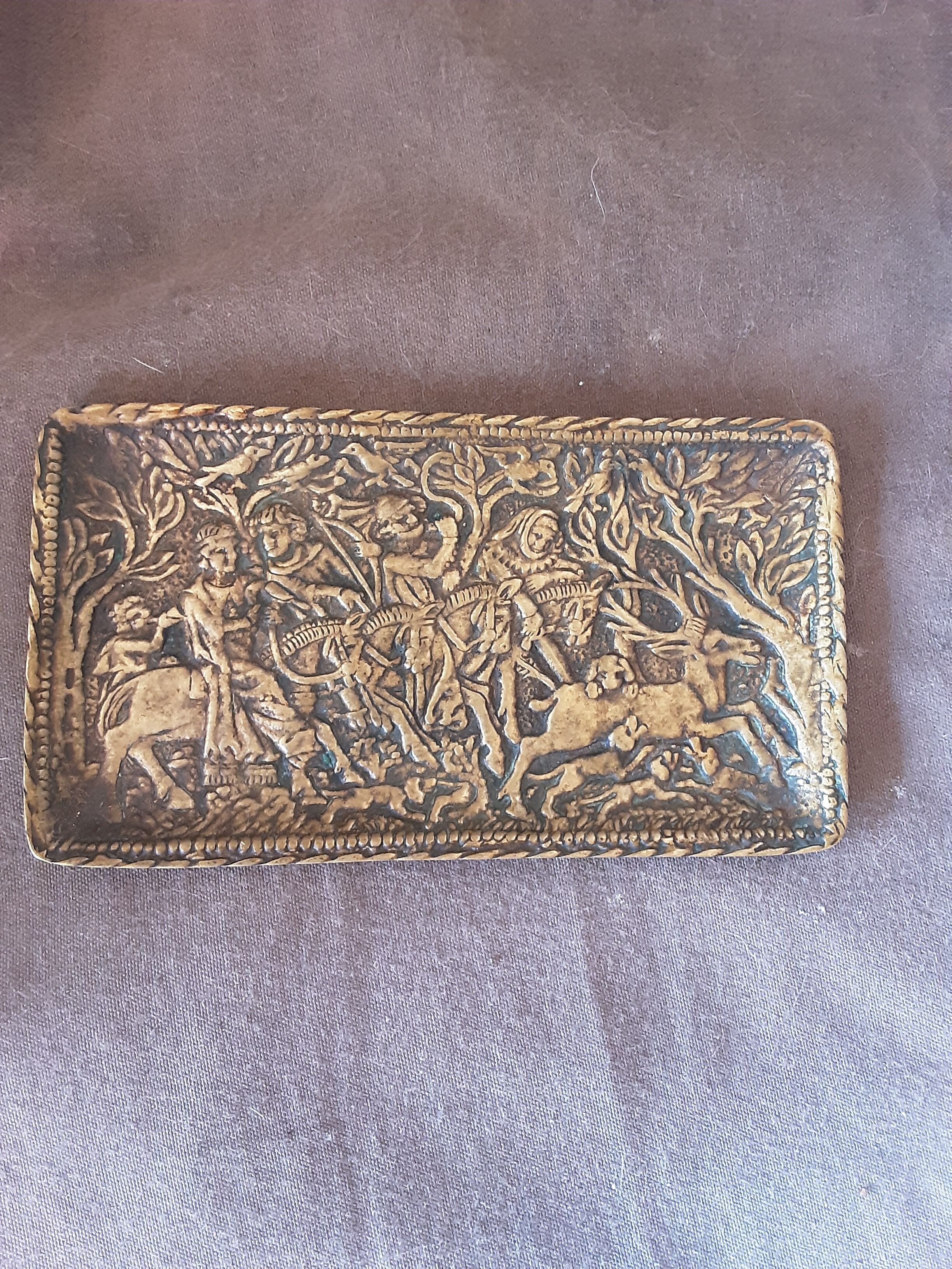 Empty pocket, bronze, Max The glassmaker "chasse moyen-age 1346"