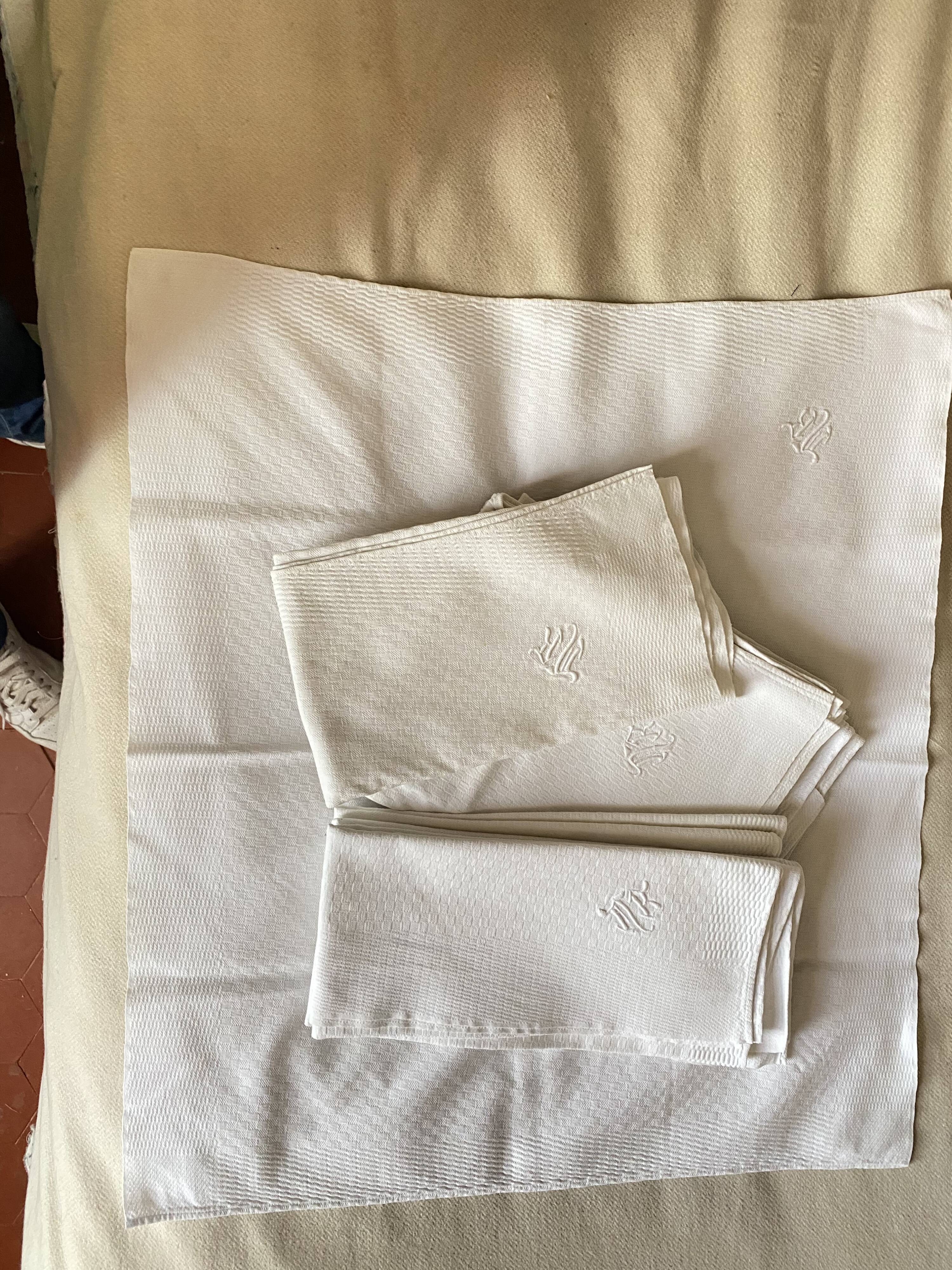 Lot de serviettes monograme MR