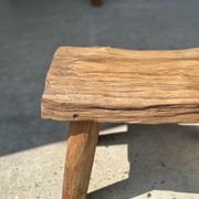 Table d'appoint ou tabouret en teck blond quadripode H:30 L43 l27
