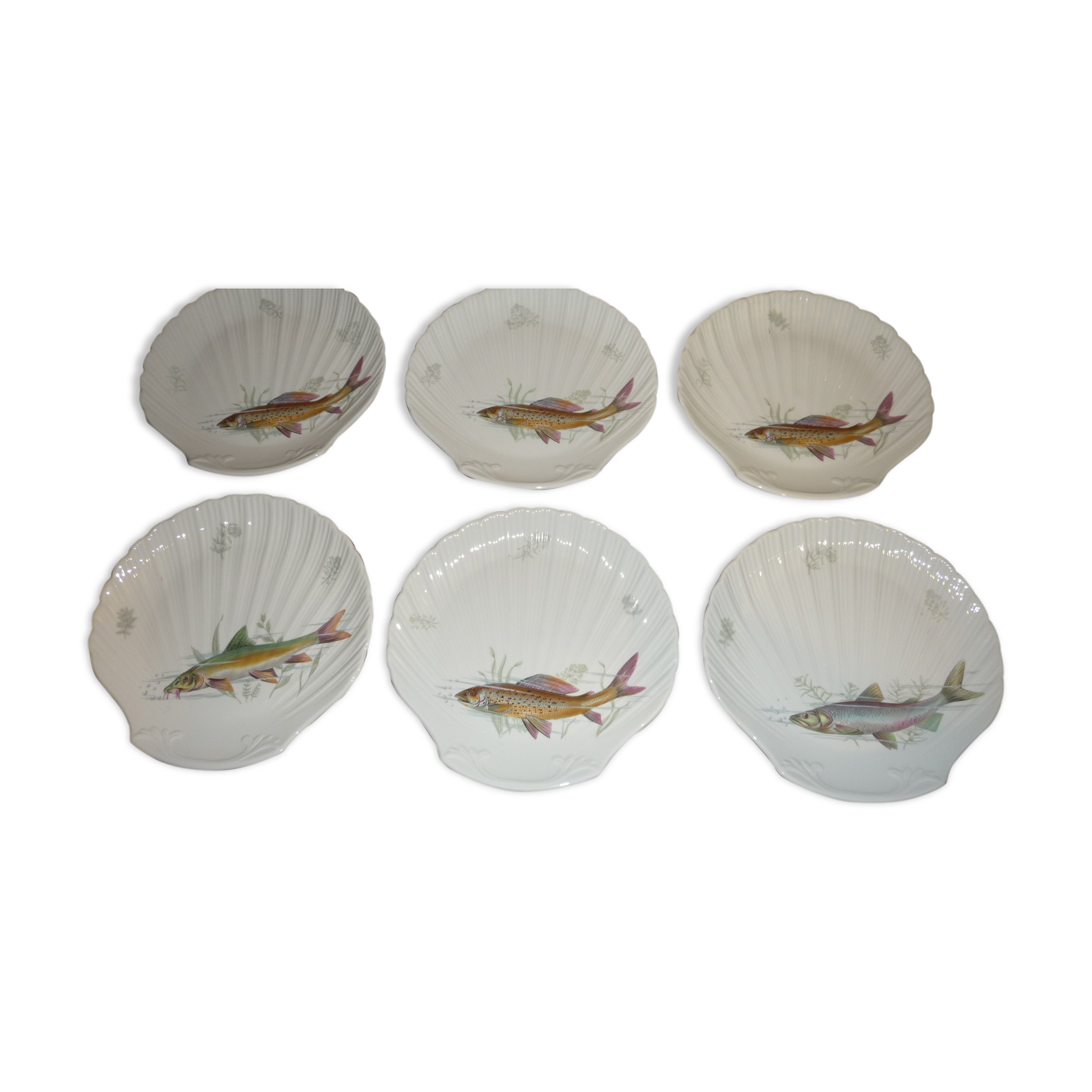 12 covered fish service