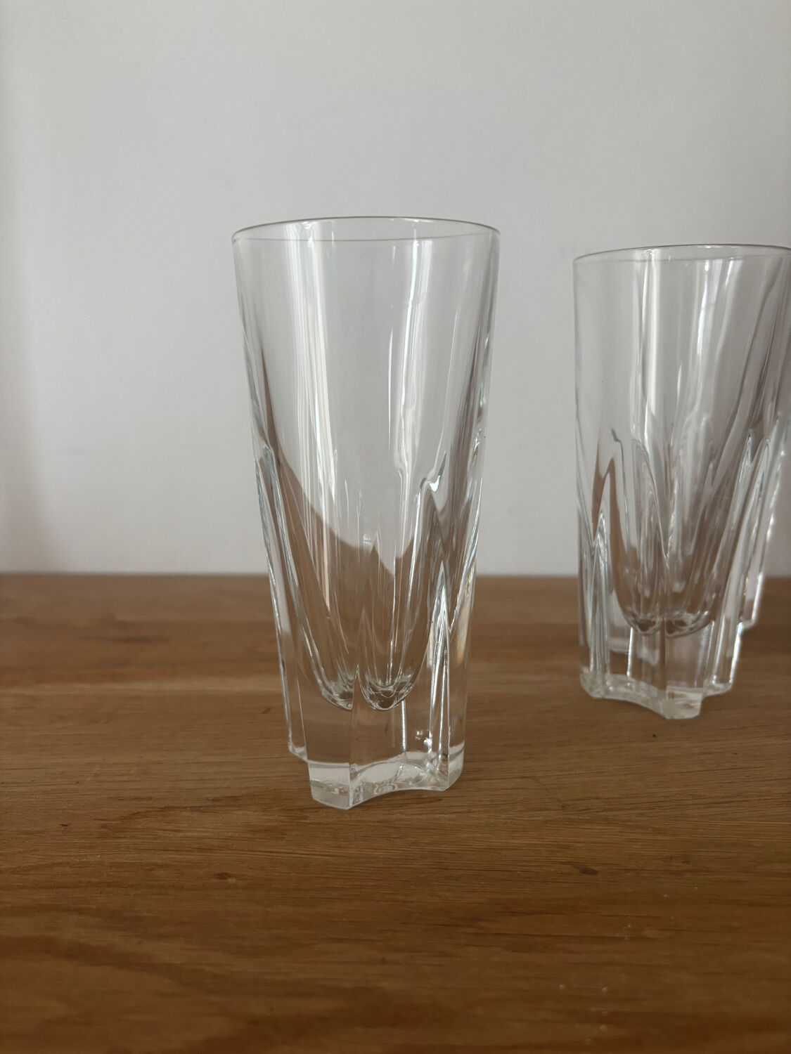 Set of 6 bistro glasses, possibly crystal, made in Italy.