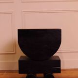 Table d'appoint/chevet totem en chene noir brule