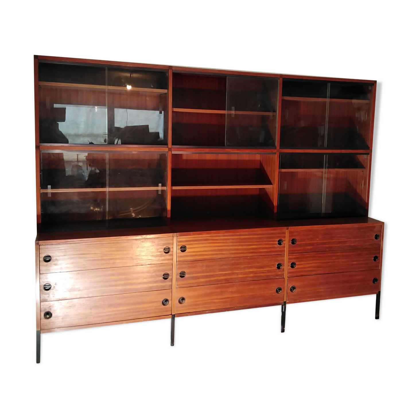 Living mahogany from the 60s/70s