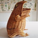 Wicker frog magazine holder Olivier Cajan