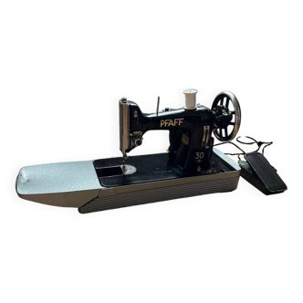 PFAFF 30 31 sewing machine