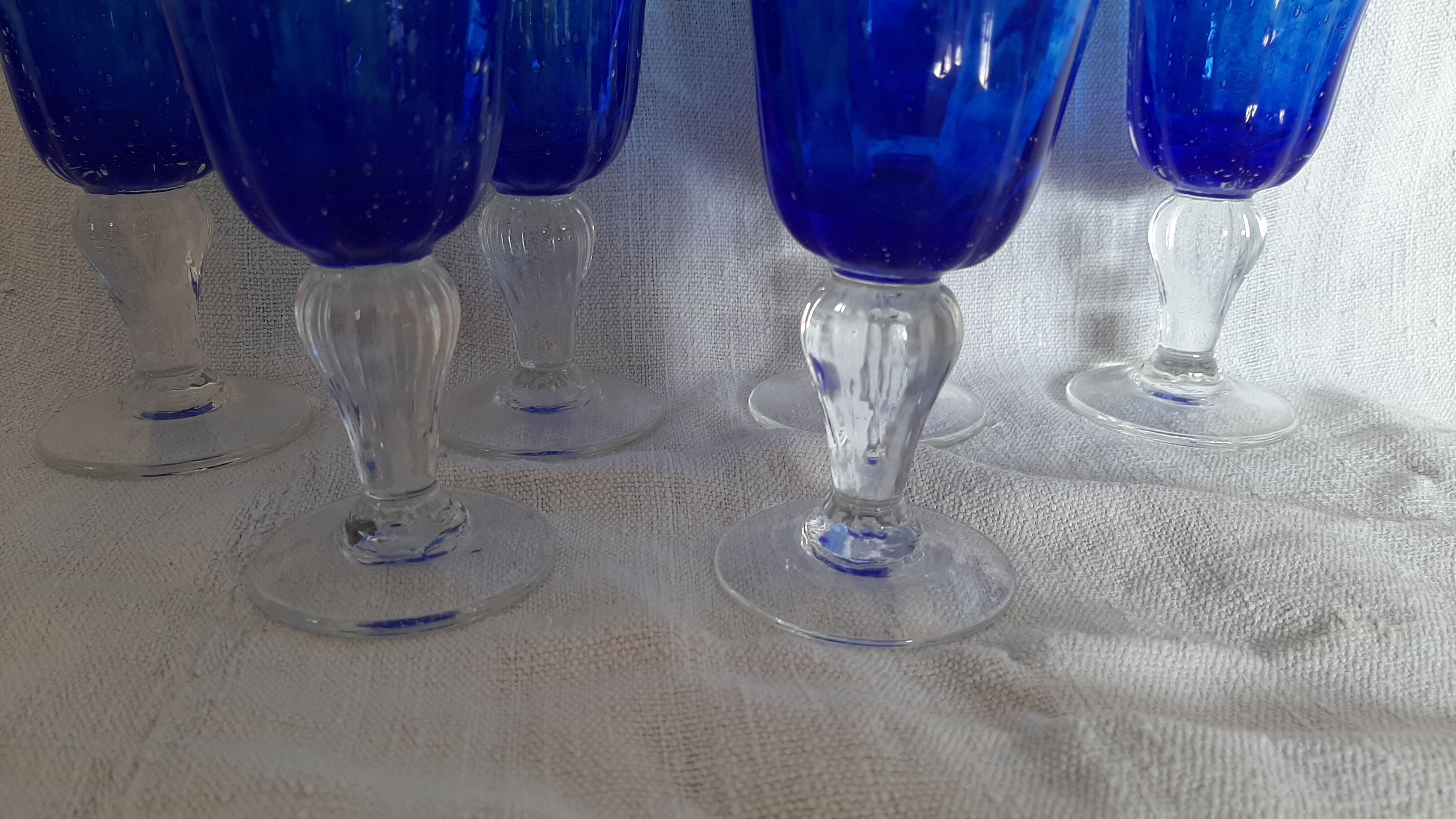 Set of six blue walking glasses "Biot" by Saba.