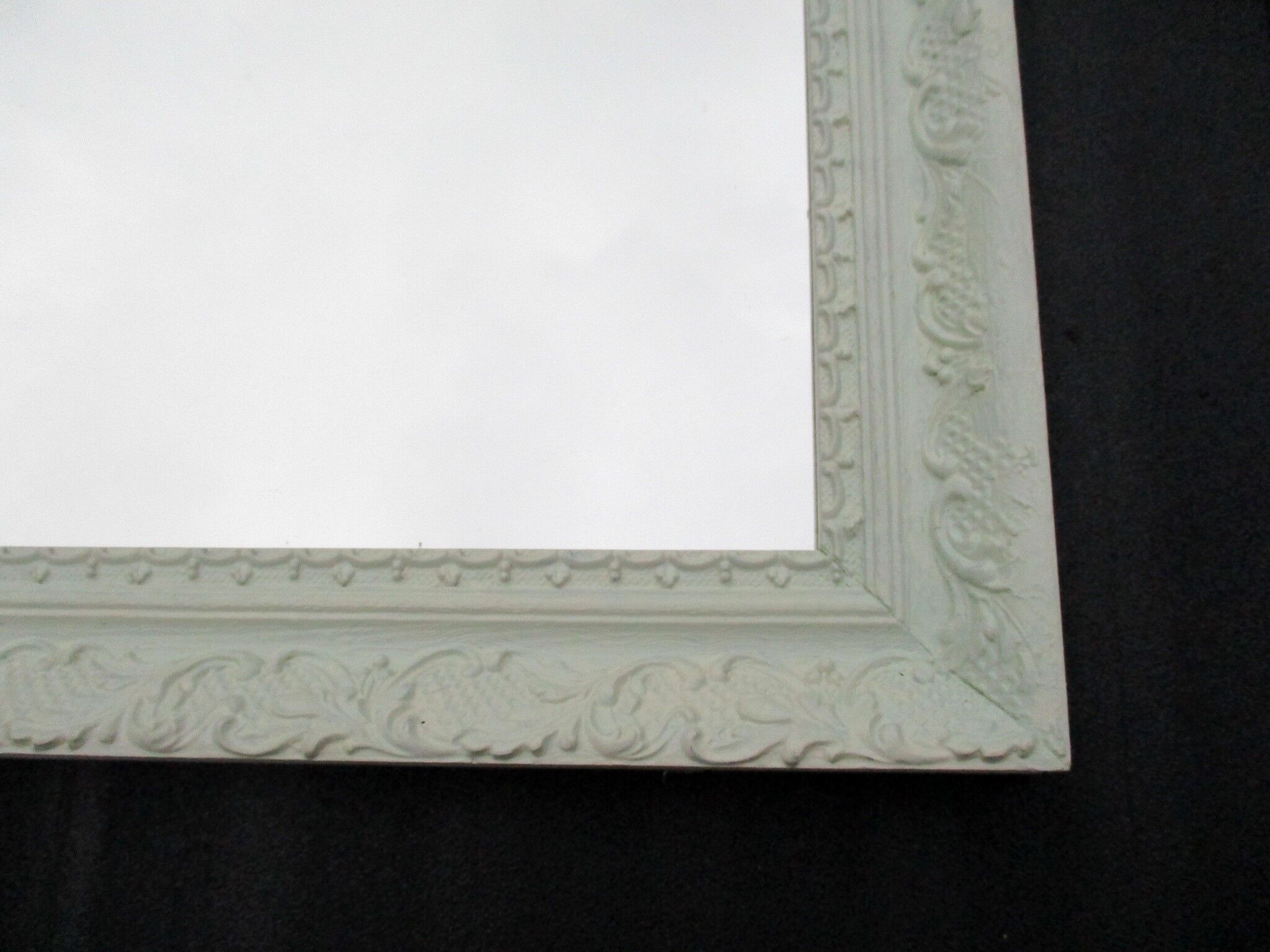 Mirror wood, white celadon