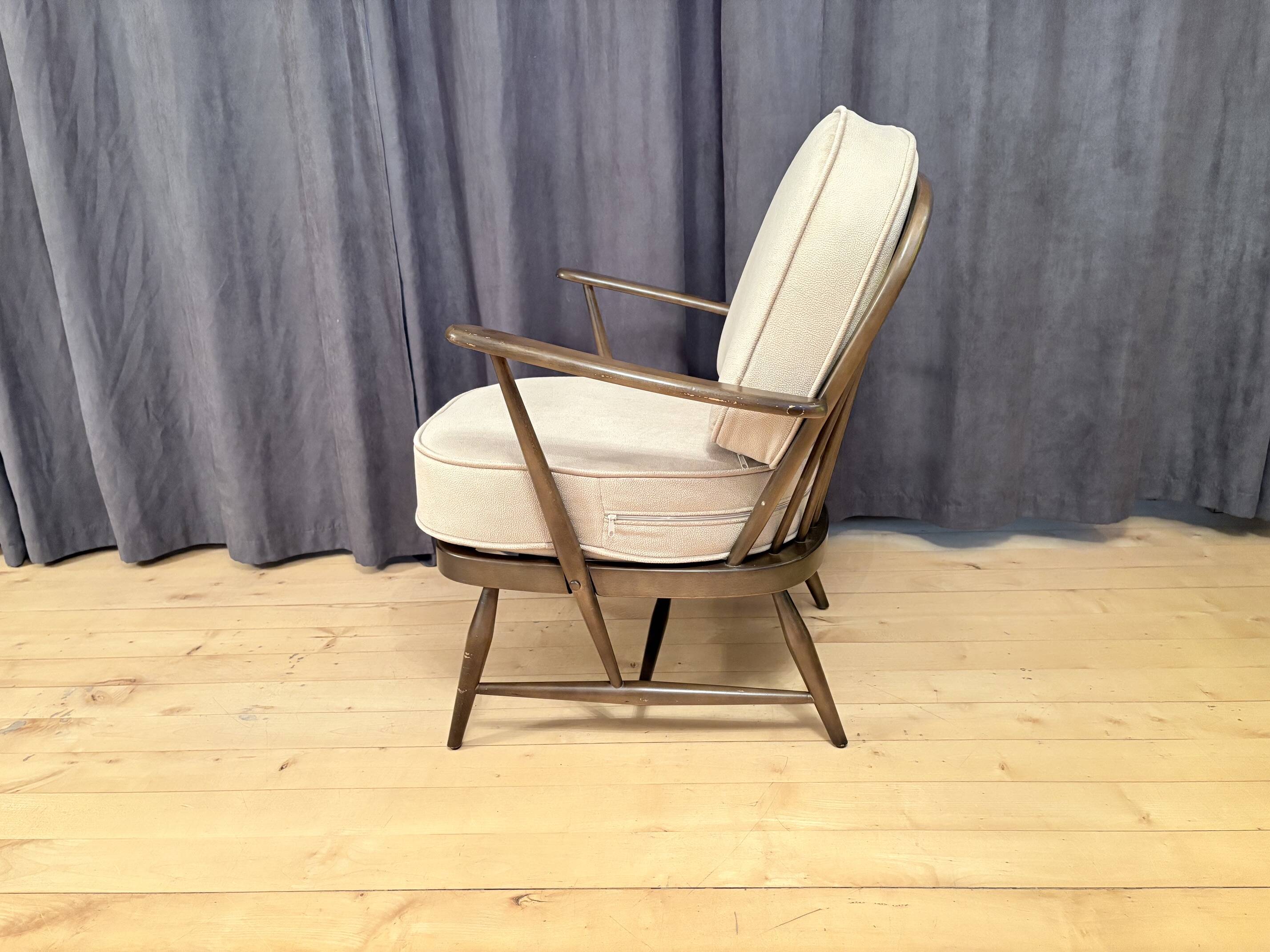 Windsor Armchair by Lucian Ercolani, Ercol, UK, 1960s