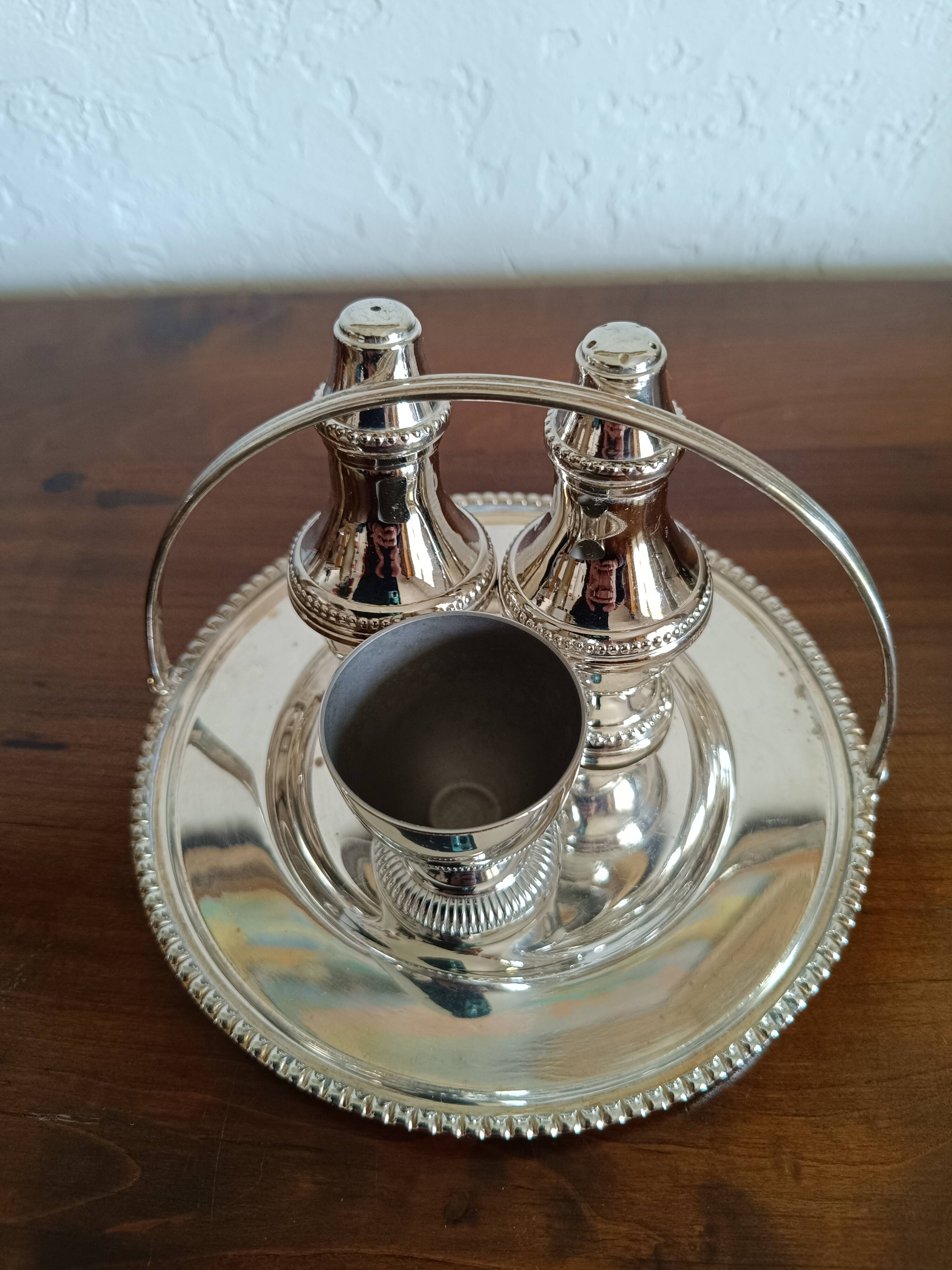 Silver-plated boiled egg set