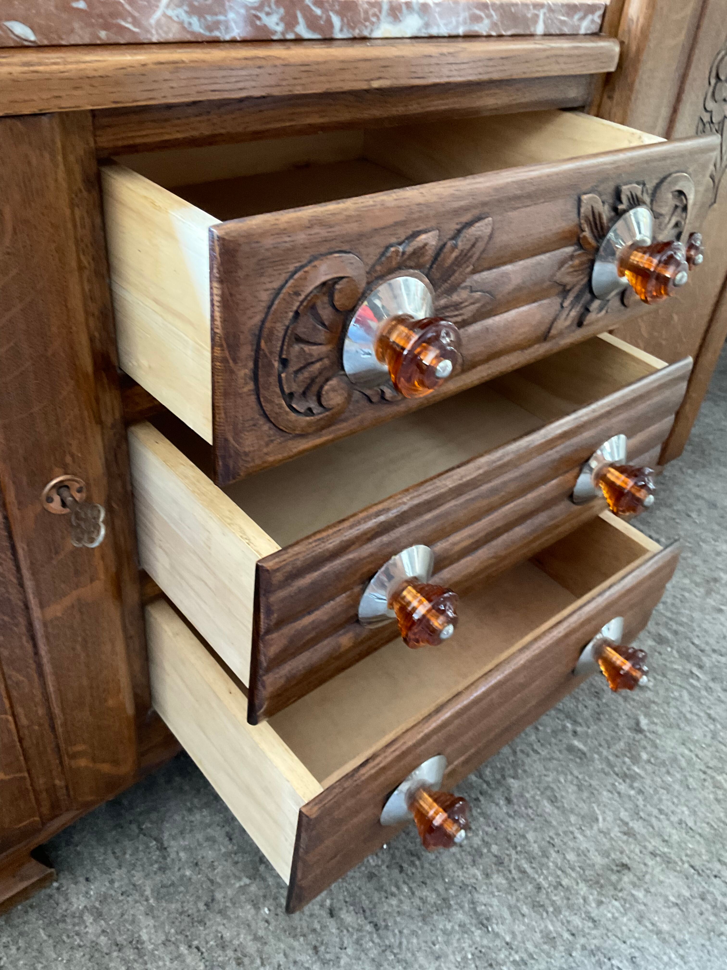 Art Deco sideboard in wood and marble