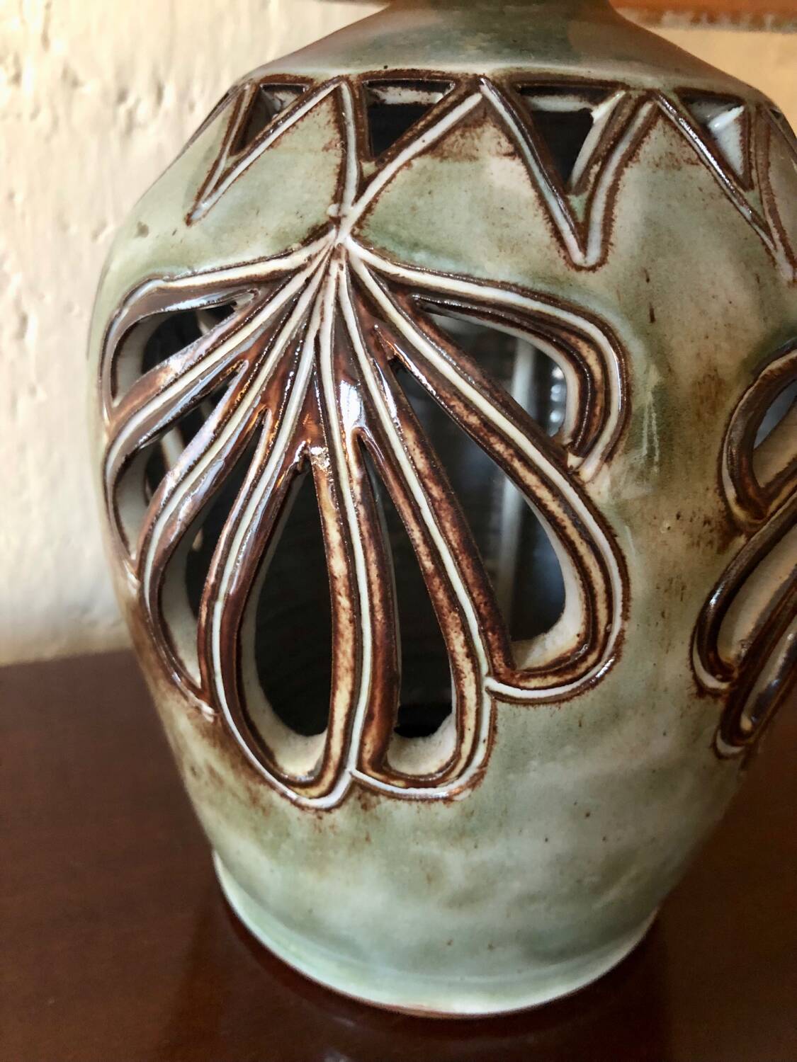 Ceramic lamp and textured fabrics