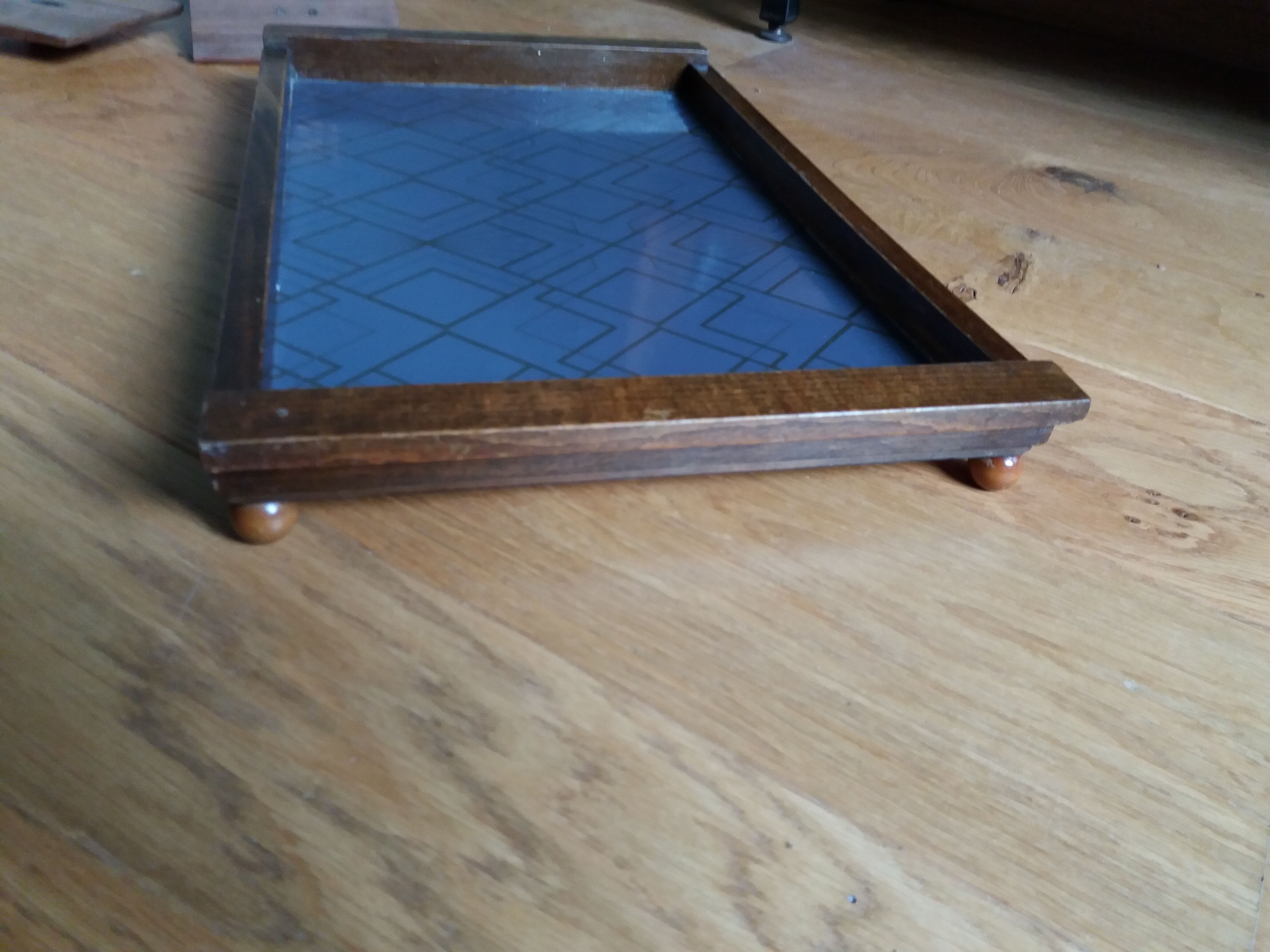 Ensemble de 3 boites en bois sur plateau set de bureau ou de fumeur