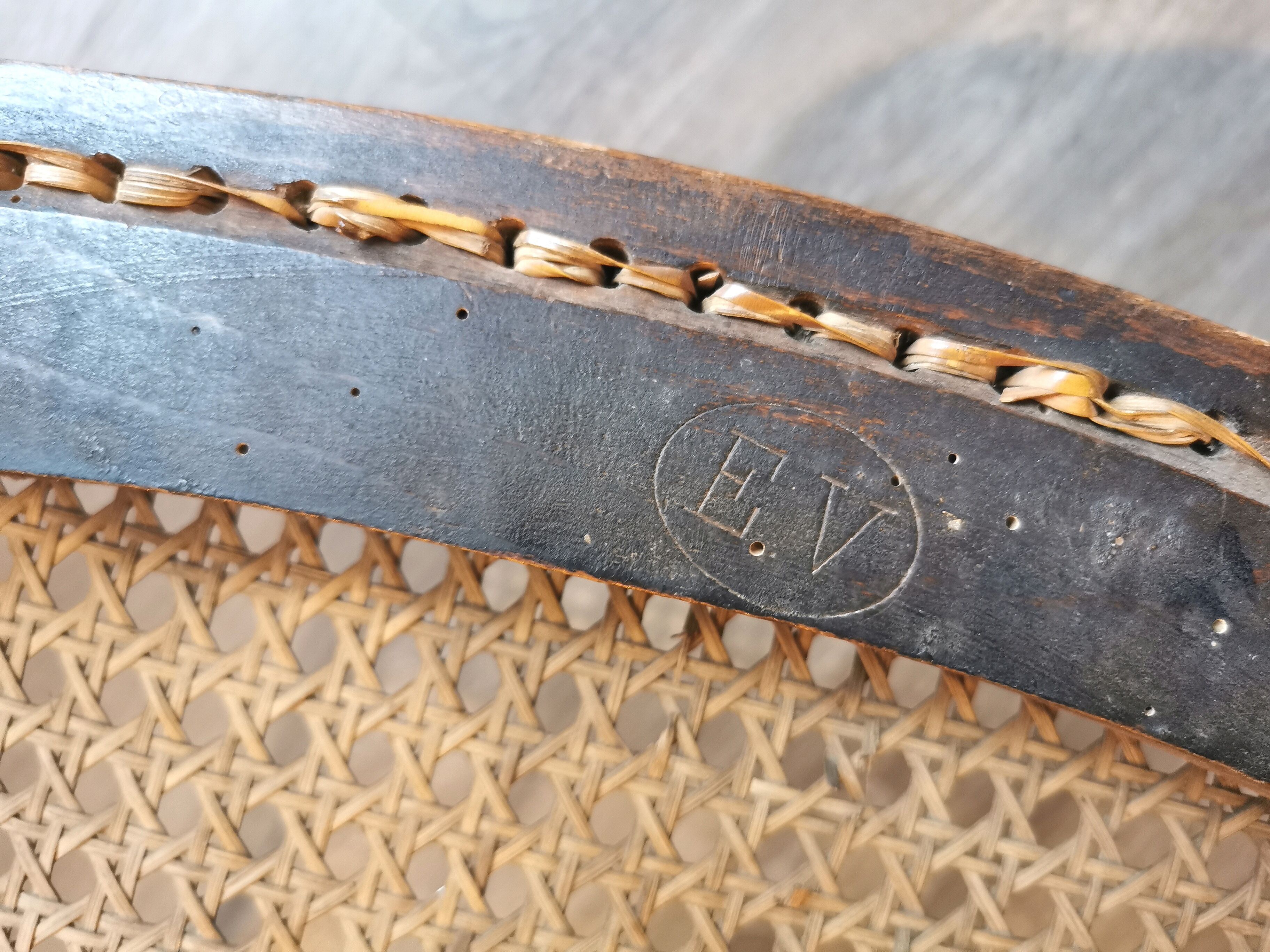 Chaise bistrot cannée E. V