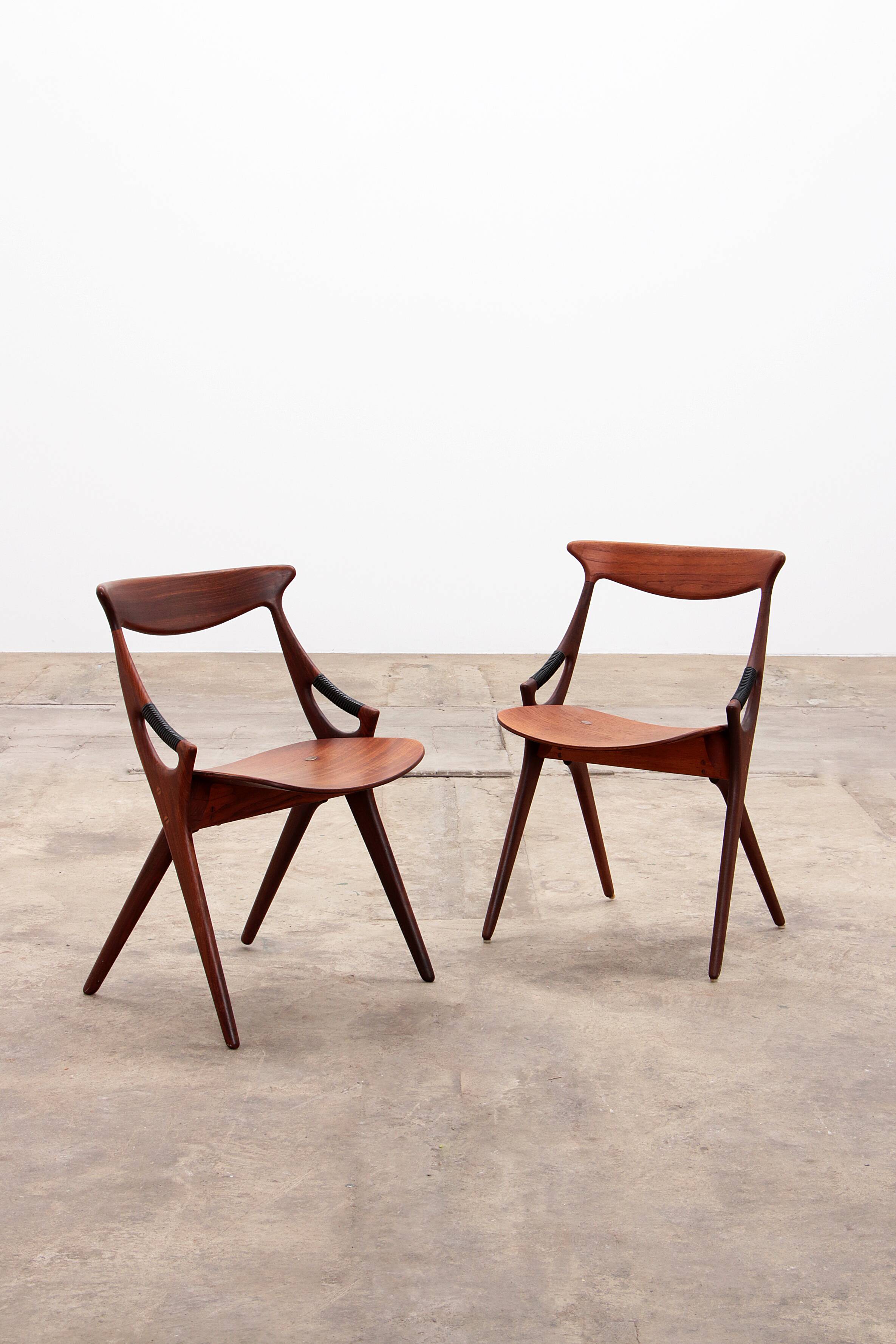 Set of 8 dinning chairs model 71, Arne Hovmand Olsen for Mogens Kold, 1960s