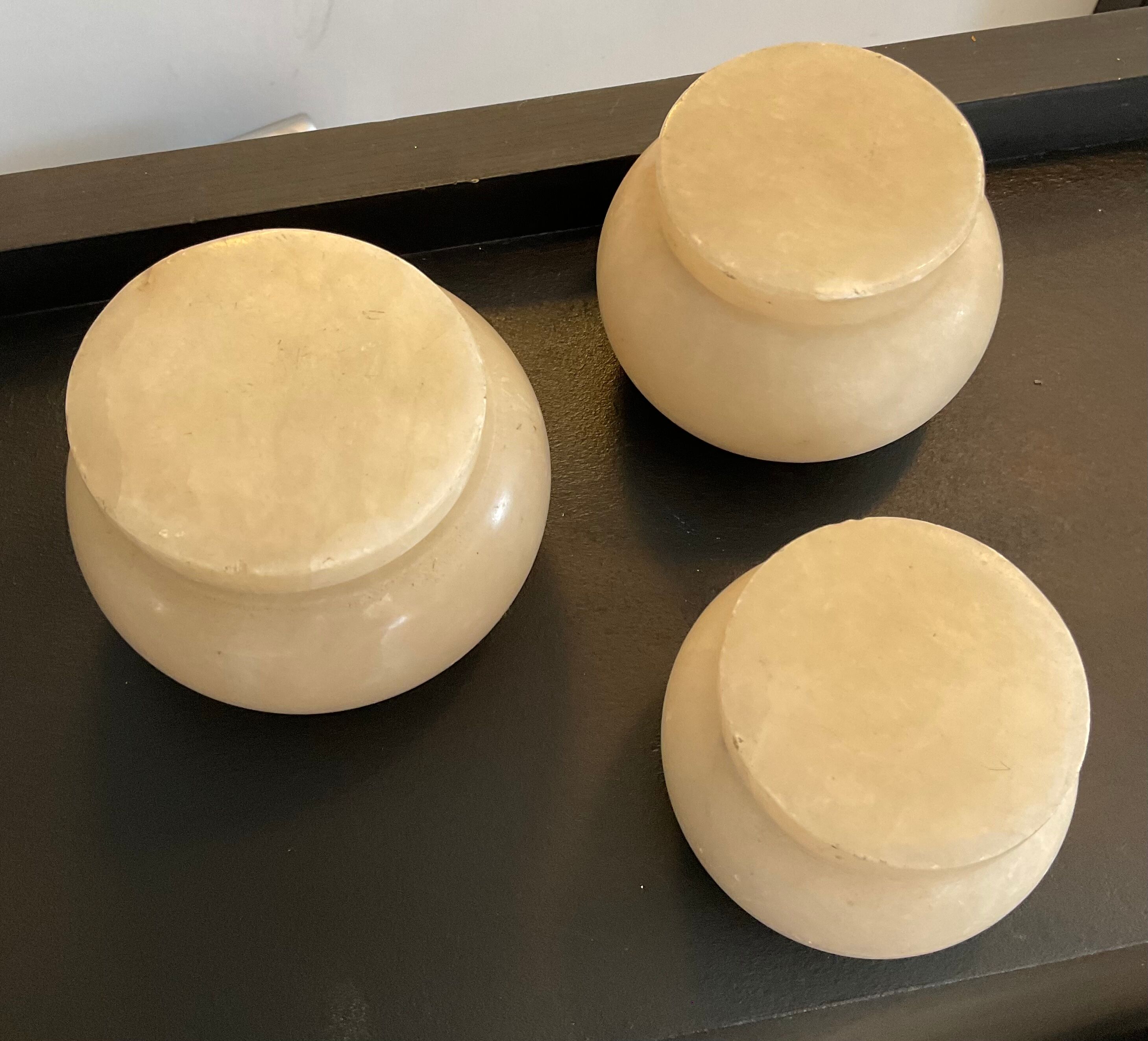 Series of 3 empty vintage alabaster pocket