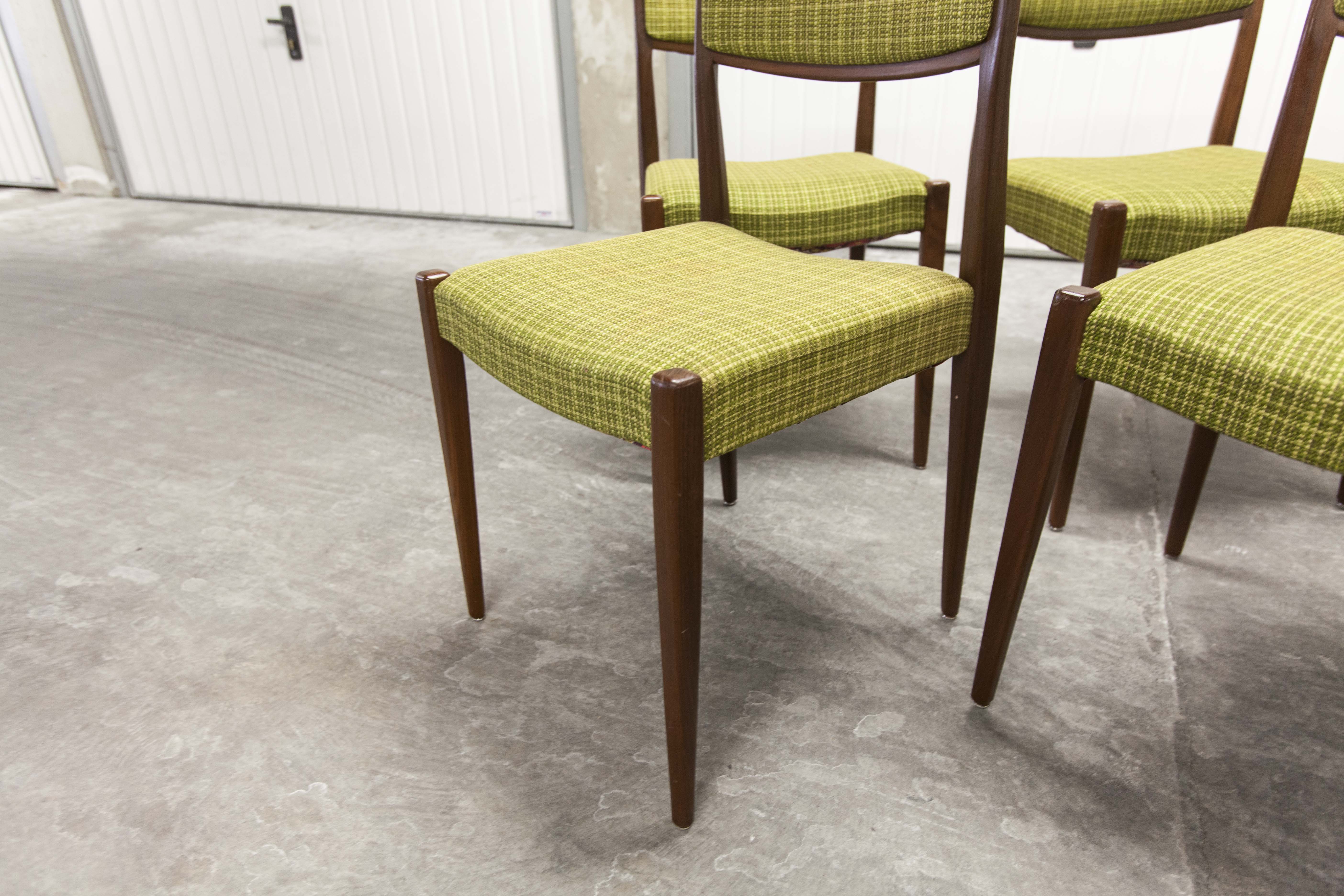 Lot of 6 teak and fabric chairs