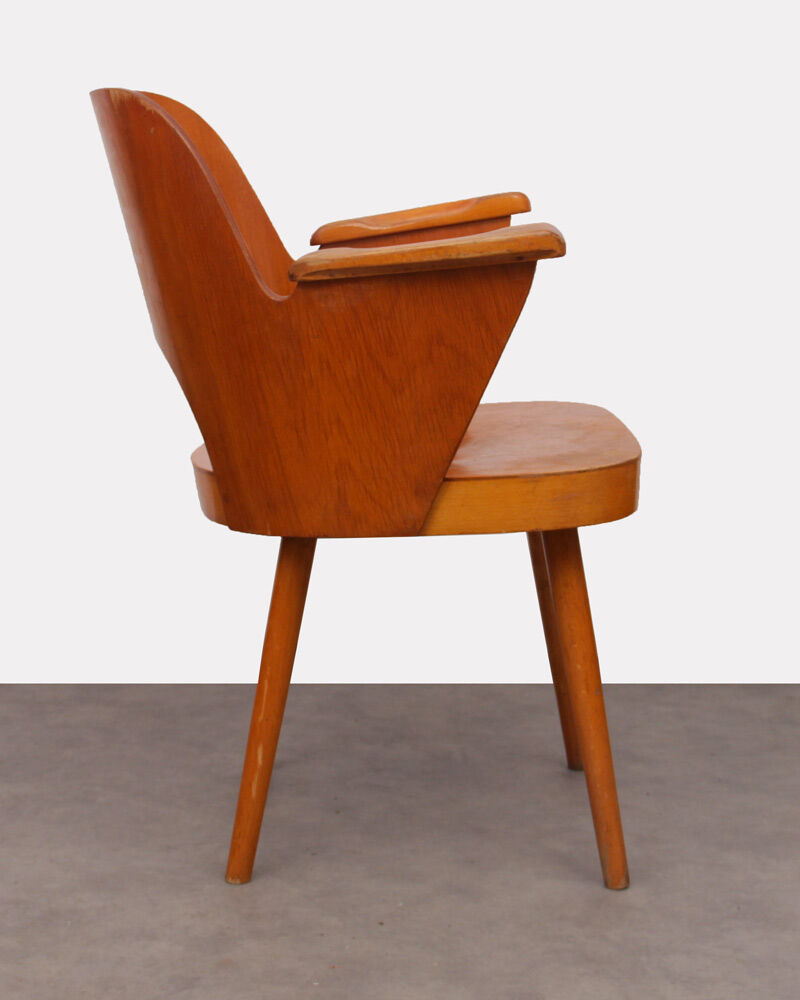 Pair of armchairs by Lubomir Hofmann for Ton, 1960