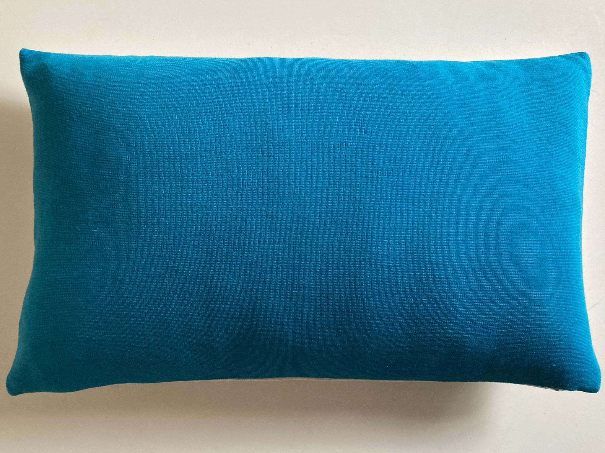 Coussin en jersey de laine Racine space age 1960 recto verso