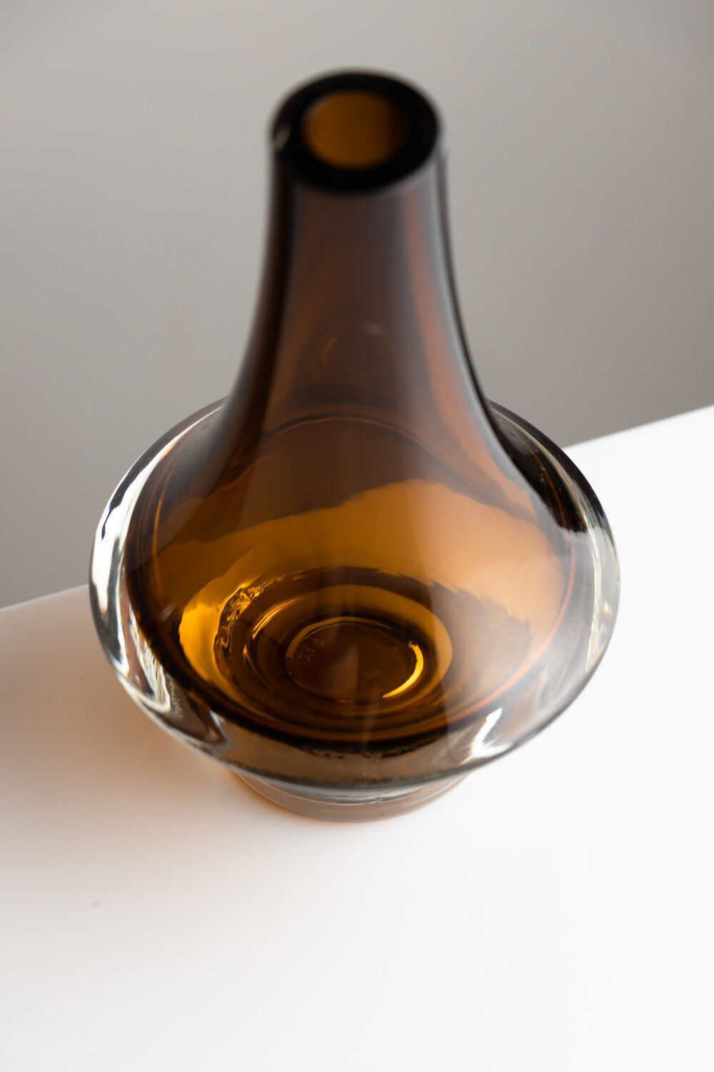 Mid-century modern vase design by Tamara Aladin for Riihimäki