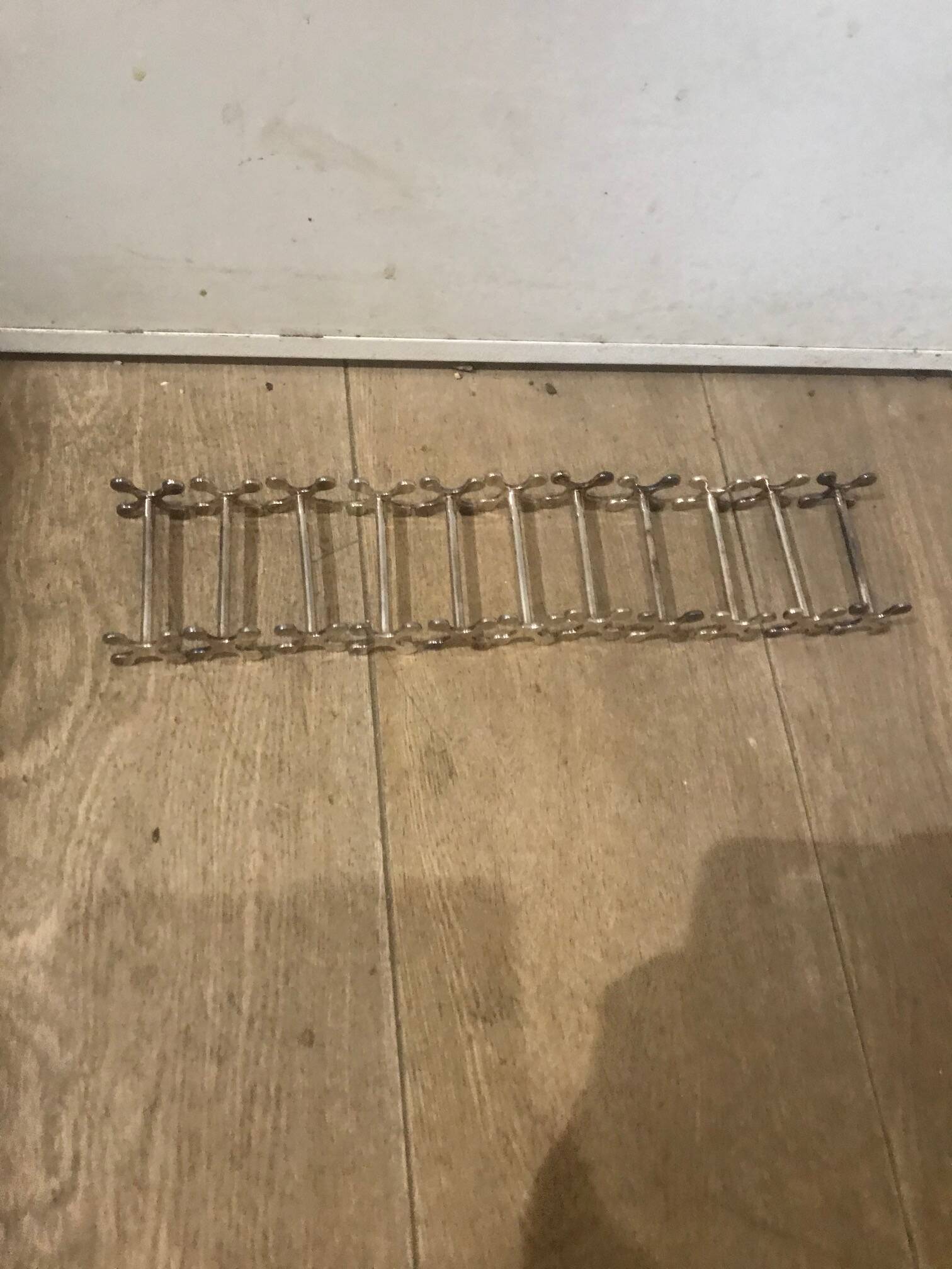 12 silver metal knife holders