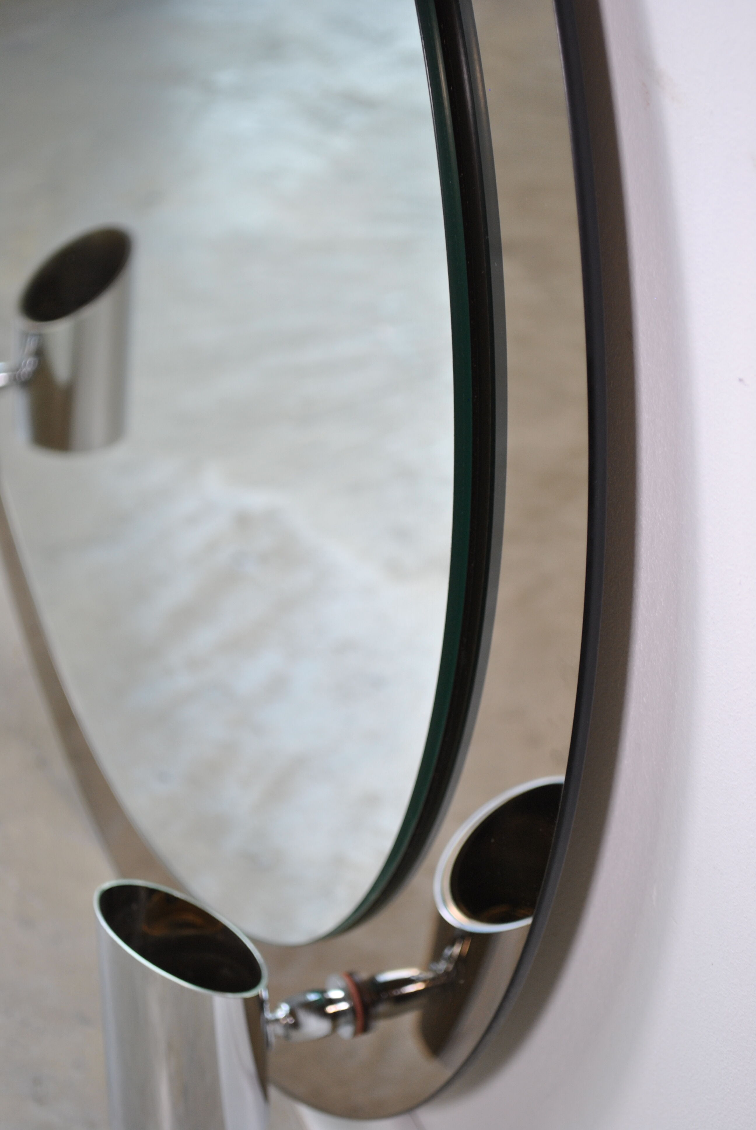 Bathroom mirror year 70