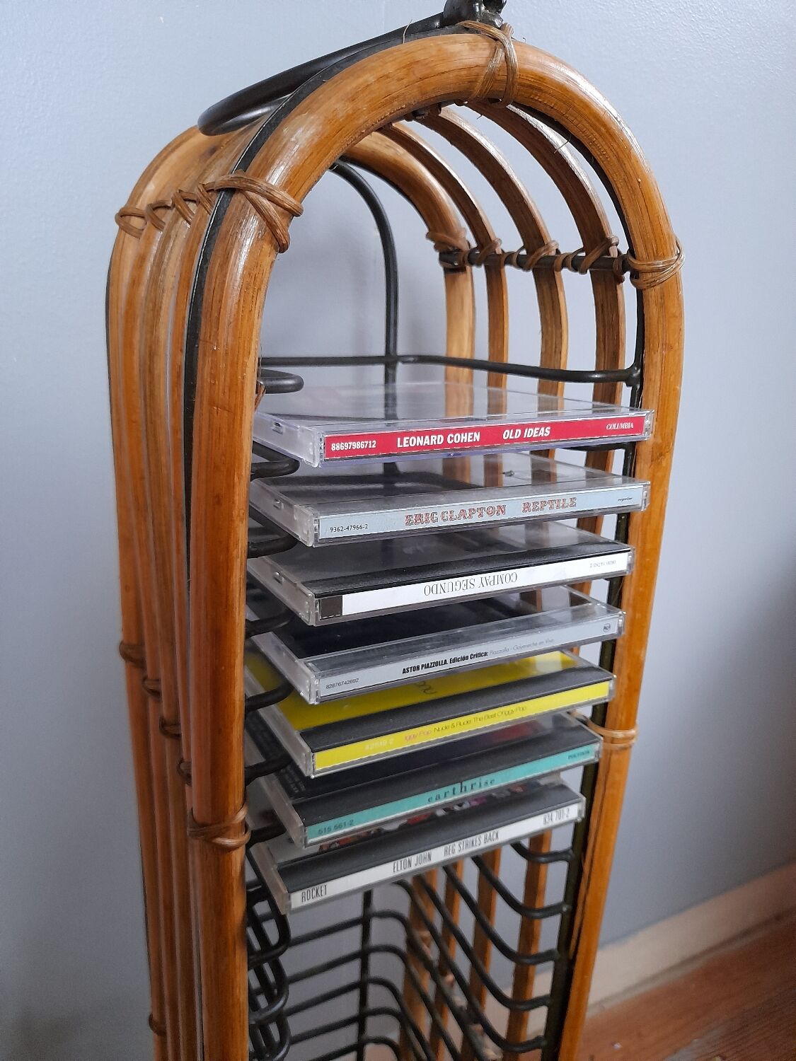 Column shelf range 24 CD metal and bamboo, 80s